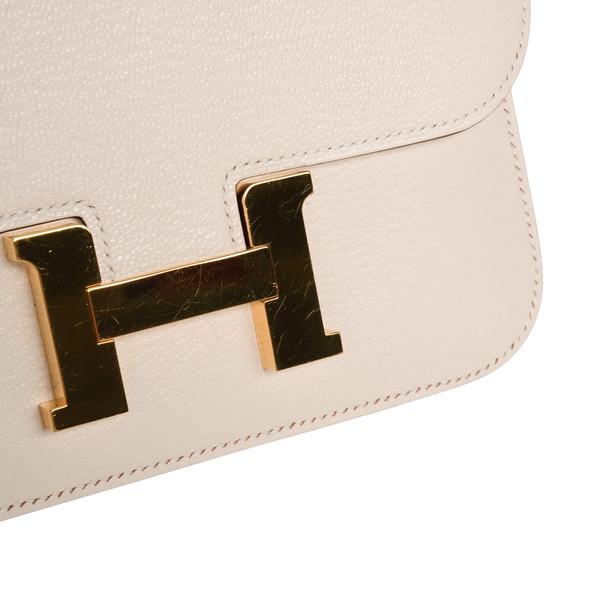 Constance 18 Nata Chevre Mysore Gold Plated U Stamp