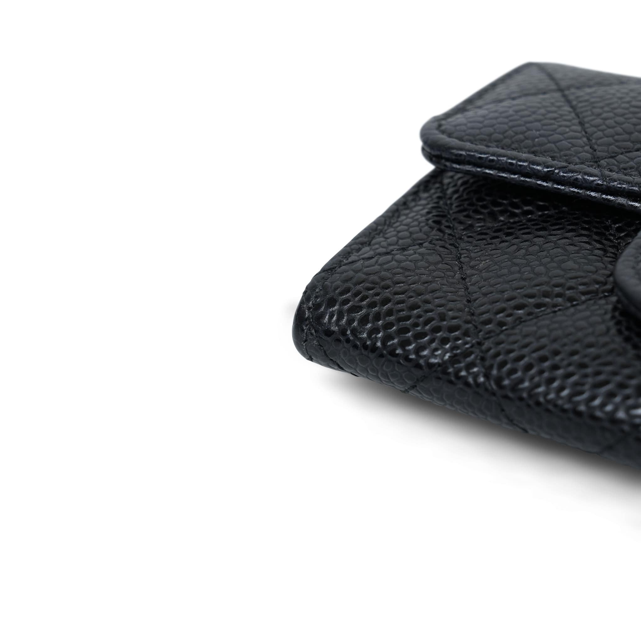 Product image 8 of 12: Black Caviar Quilted Classic Flap Card Holder Silver Hardware