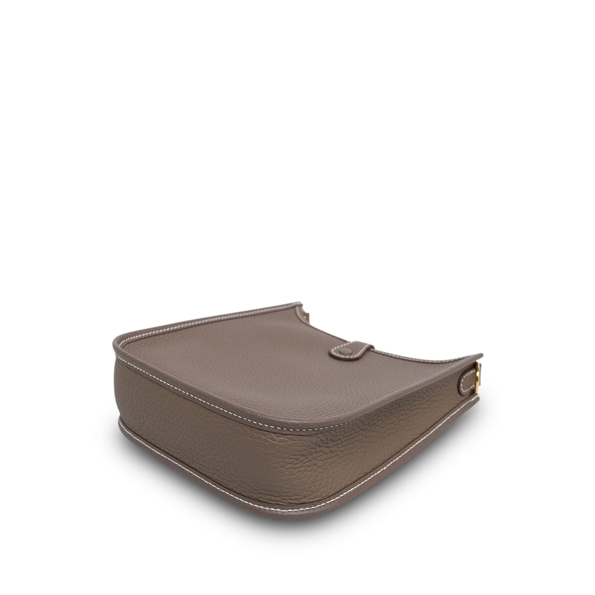 Product image 15 of 16: Evelyne Amazone 16 TPM Etoupe/Bleu Indigo Taurillon Clemence Gold Plated U Stamp
