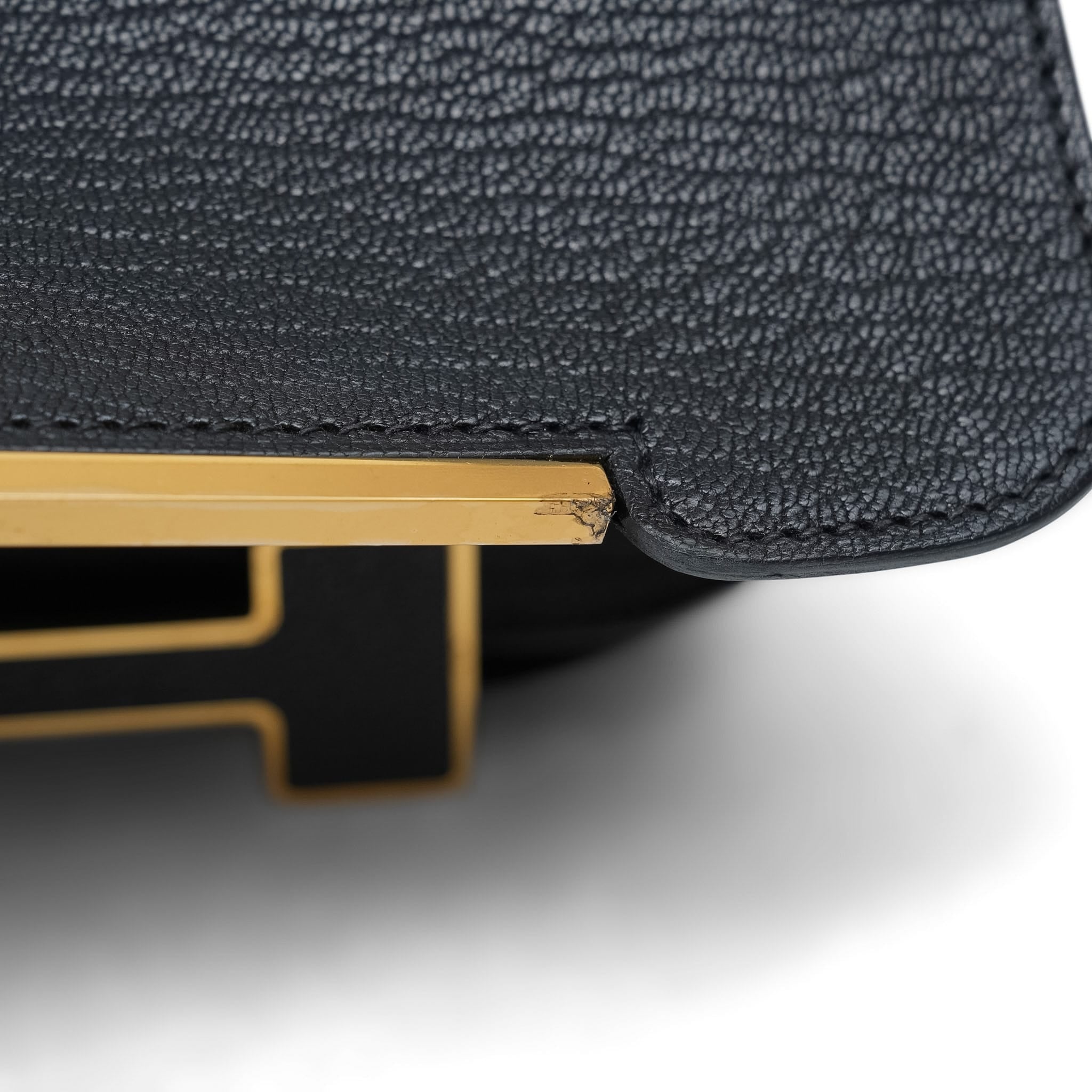 Product image 17 of 17: Geta Black Chèvre Mysore Gold Plated B Stamp