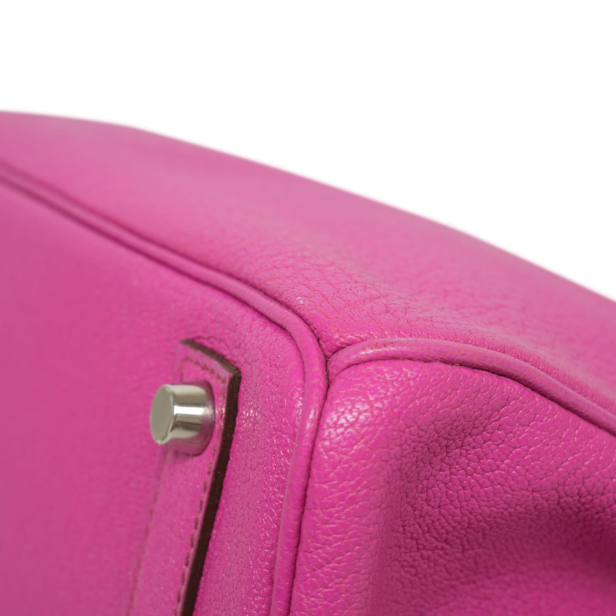 Product image 14 of 27: HAC 32 Fuchsia Chèvre de Coromandel Palladium Plated J Square Stamp