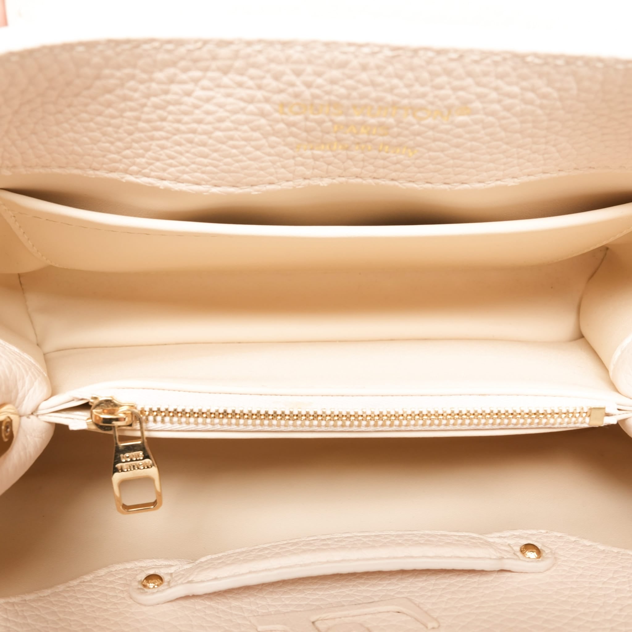 Product image 14 of 16: Louis Vuitton Vanilla Taurillon/ Rattan Capucines BB