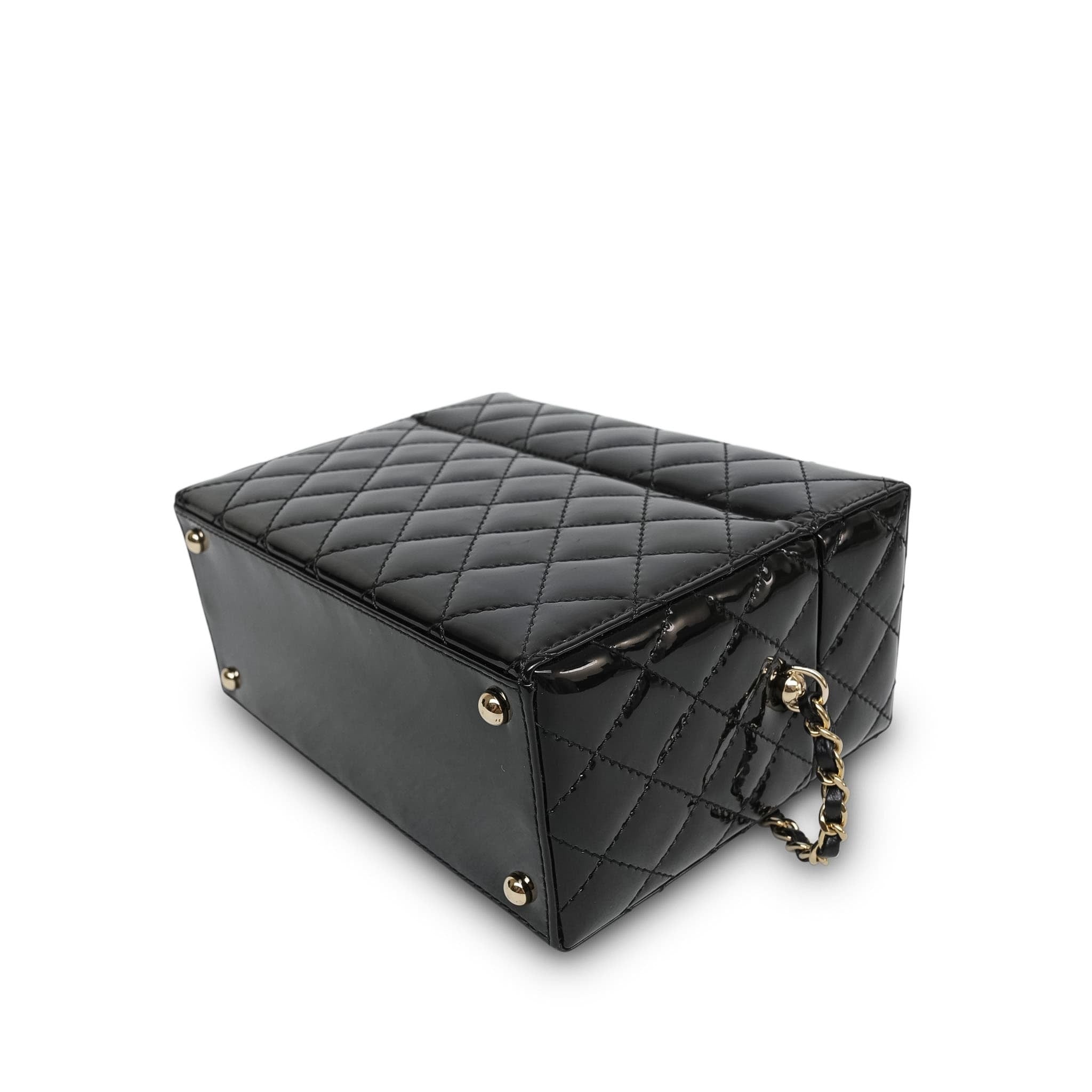 Black Patent Quilted Top Handle Box Vanity On Chain LGHW