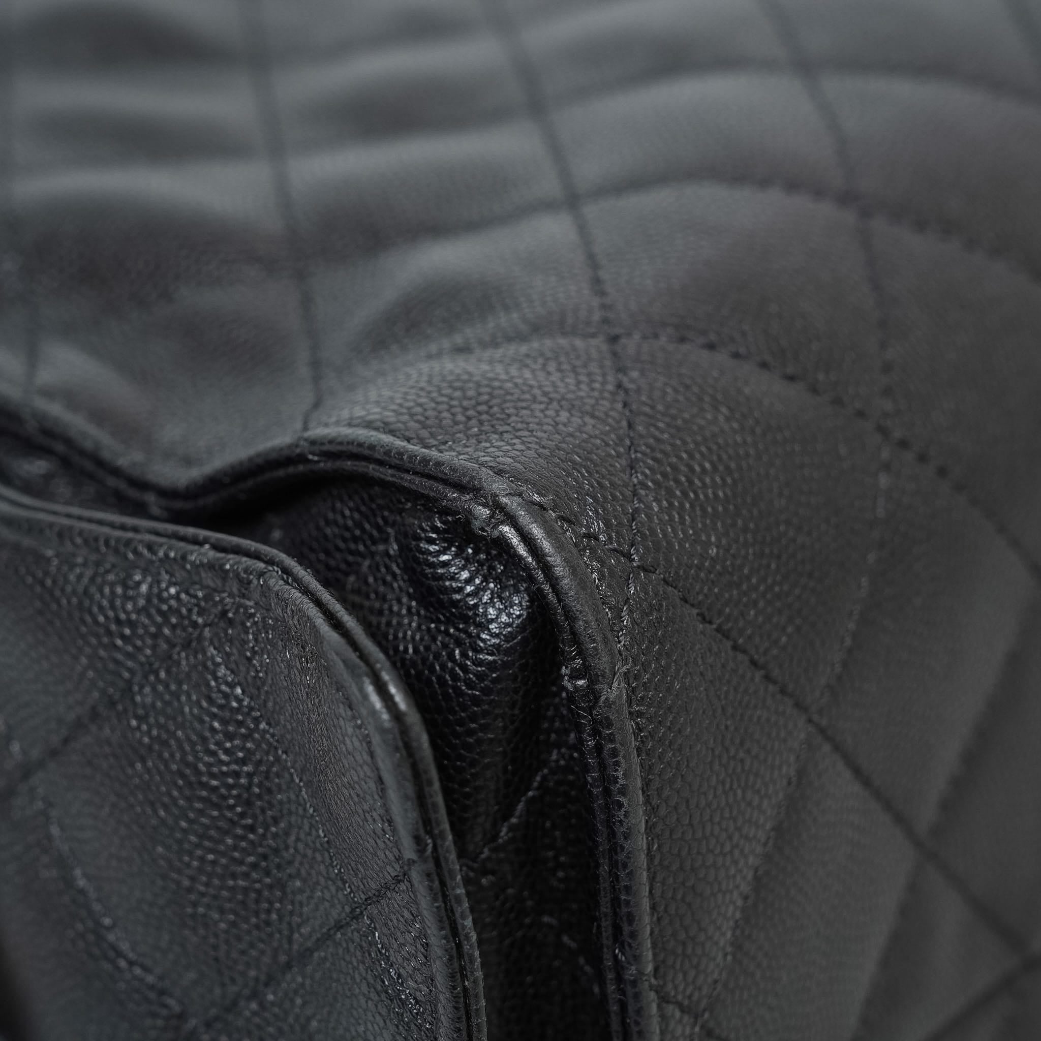 Product image 11 of 26: Black Caviar Quilted 25 Hobo Bag Medium Aged Gold Hardware