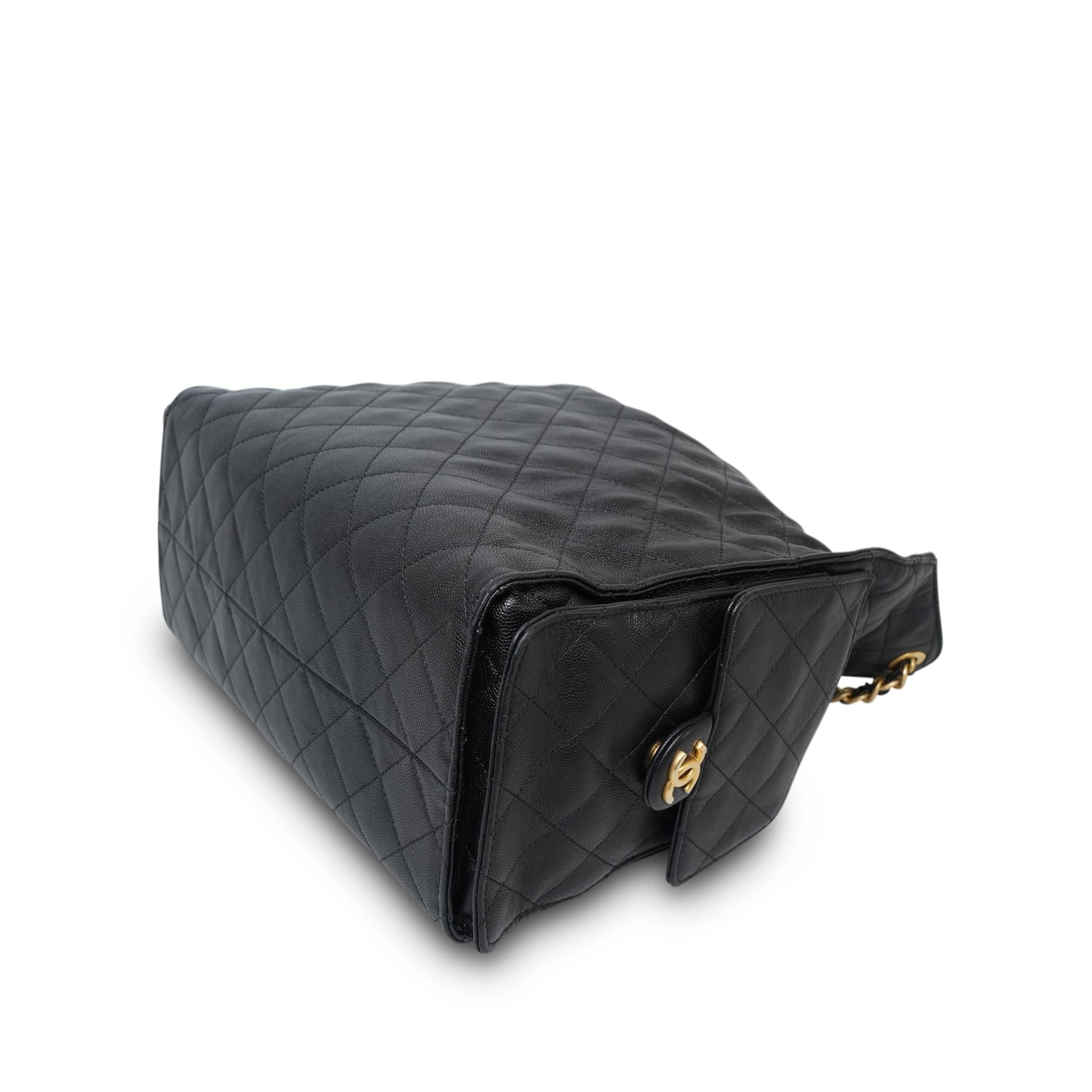 Product image 16 of 26: Black Caviar Quilted 25 Hobo Bag Medium Aged Gold Hardware