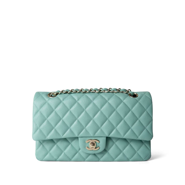 tiffany  261E9045-7BCA-4173-998B-