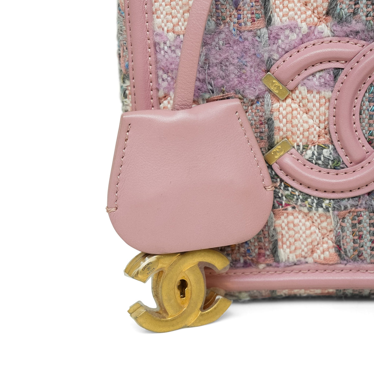 Pink Grey Tweed CC Filigree Vanity Case Small AGHW