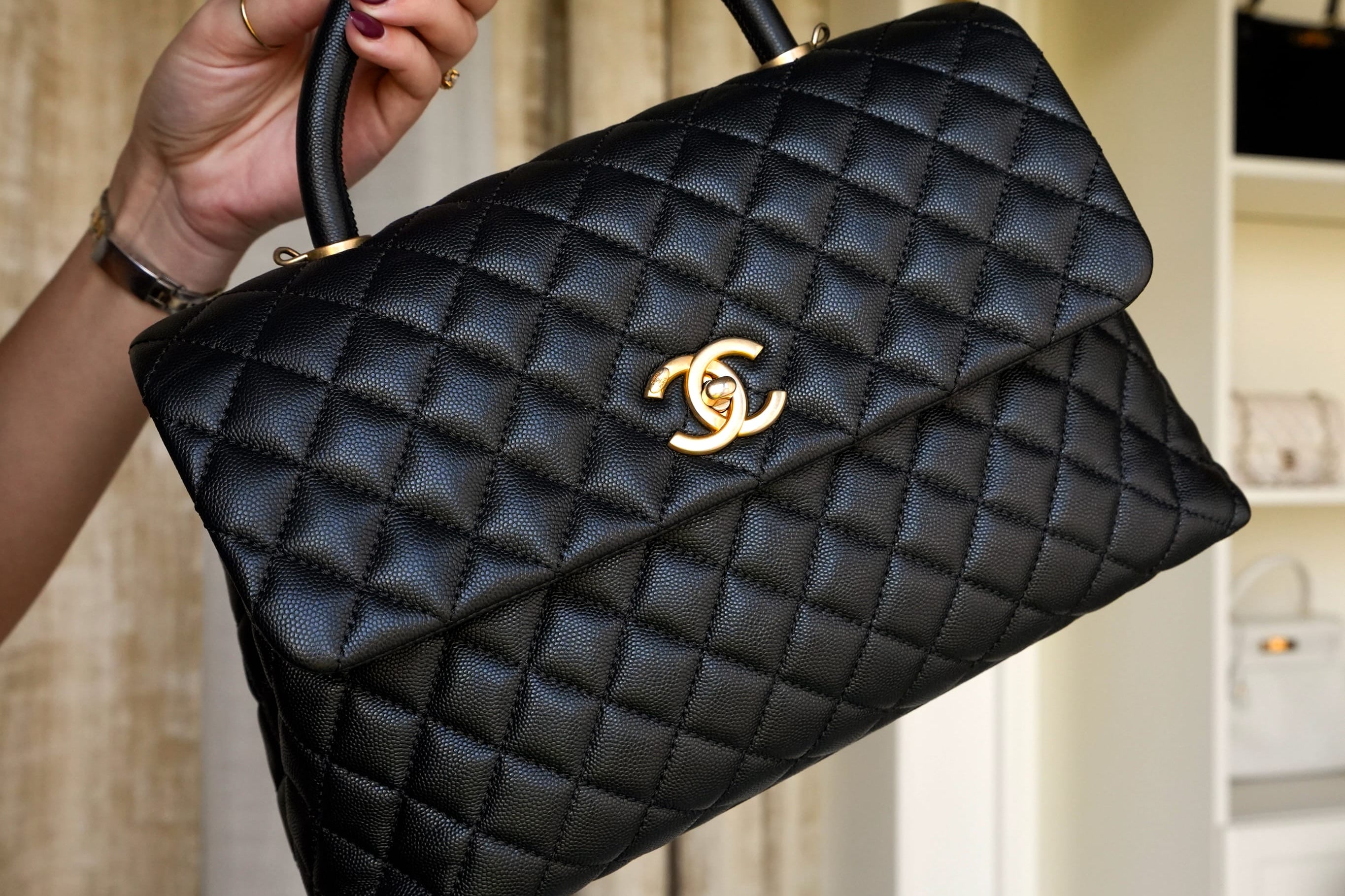 Product image 10 of 14: 17S Black Caviar Quilted Coco Handle Large AGHW
