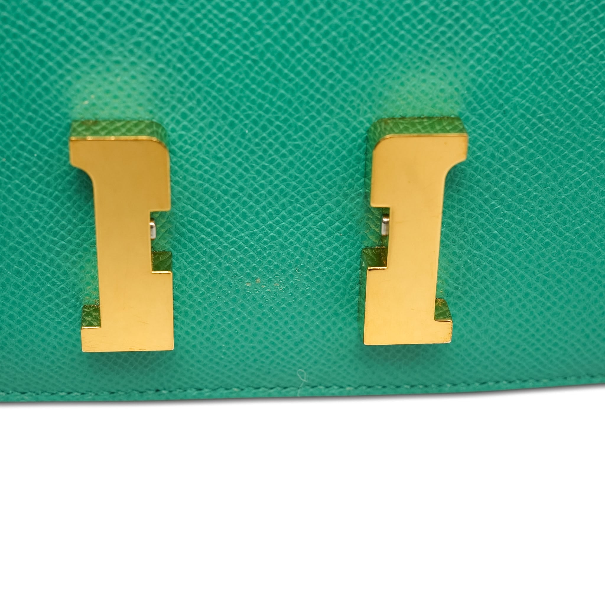 Product image 28 of 29: Constance 18 Vert Jade Epsom Gold Plated B Stamp