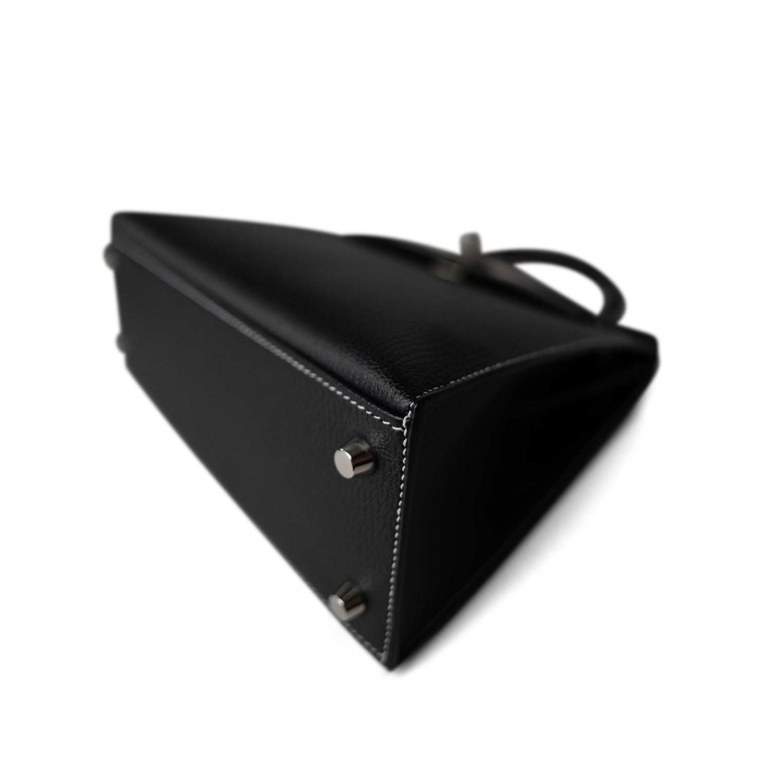 Kelly 25 Sellier Black Chèvre Palladium Plated B Stamp (HSS