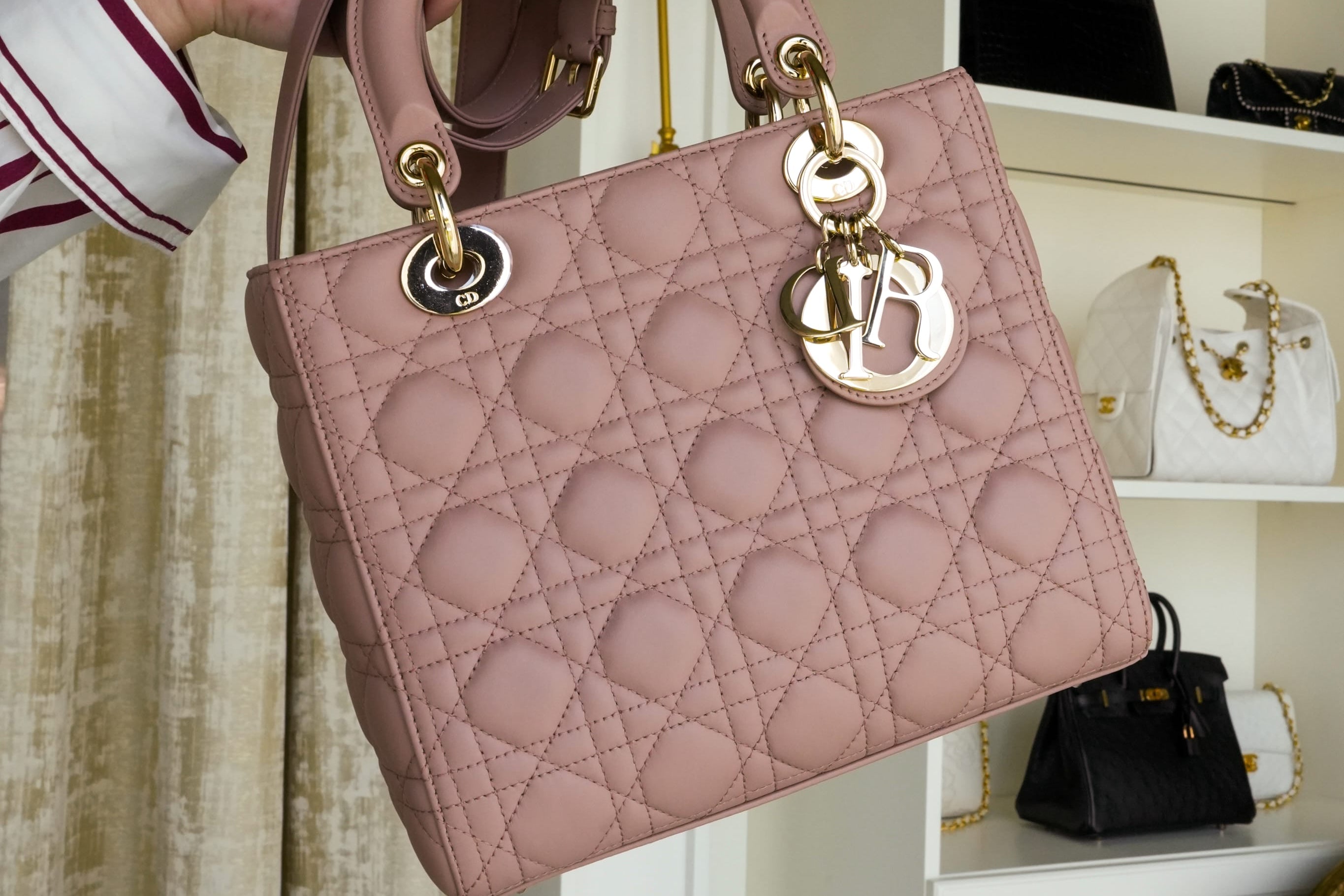 Product image 10 of 17: Dior Fard Cannage Lambskin Lady Dior Bag Medium