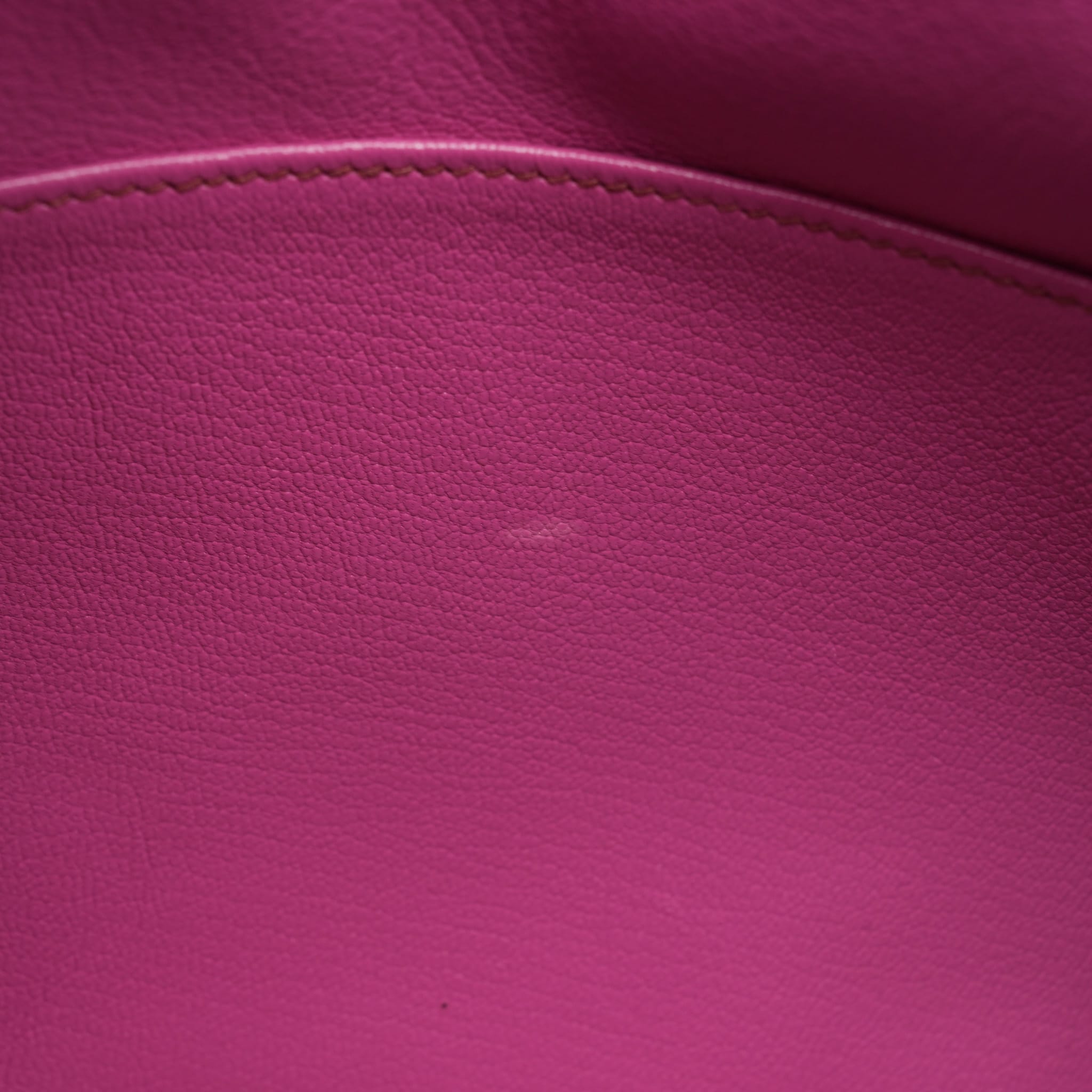 Product image 24 of 27: HAC 32 Fuchsia Chèvre de Coromandel Palladium Plated J Square Stamp