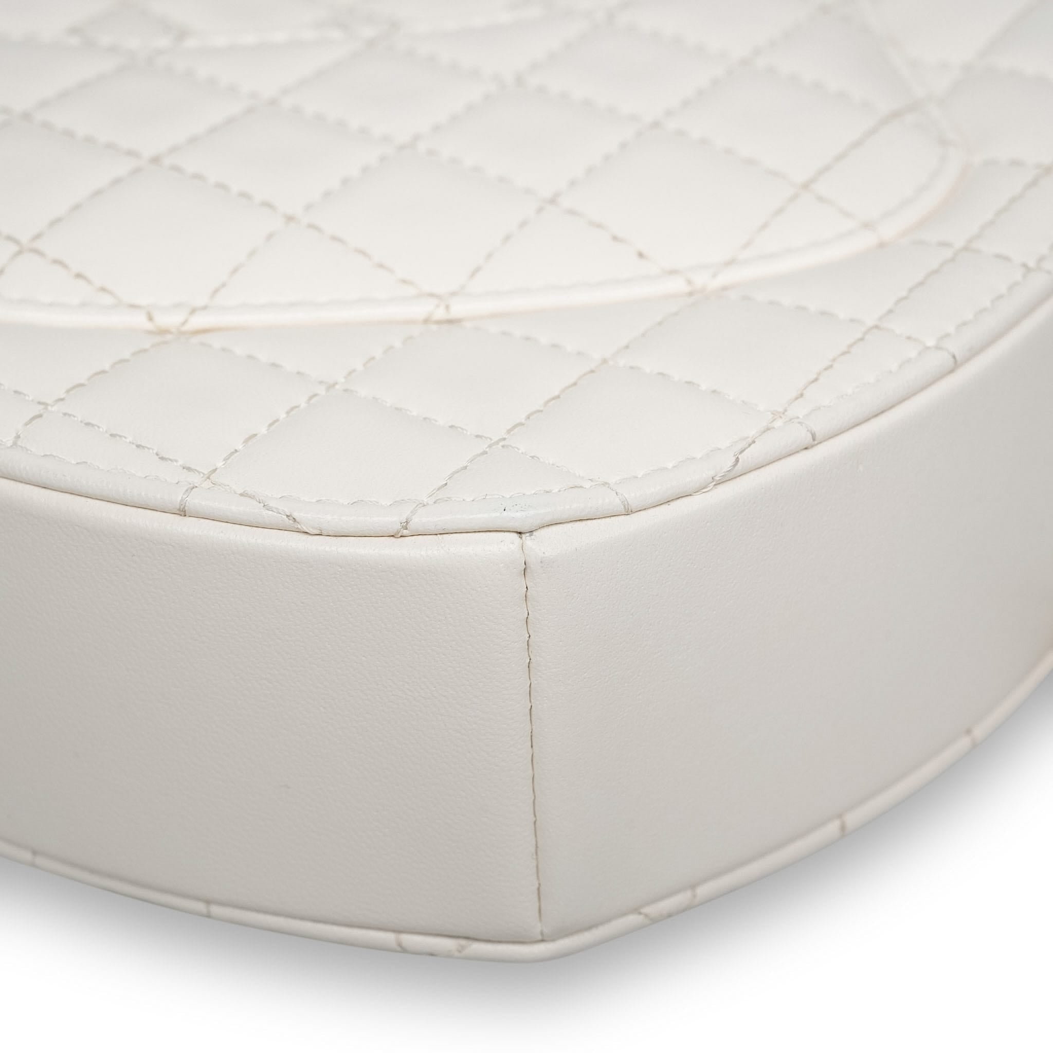 Product image 12 of 17: 25B White Lambskin Quilted Heart Bag Large LGHW