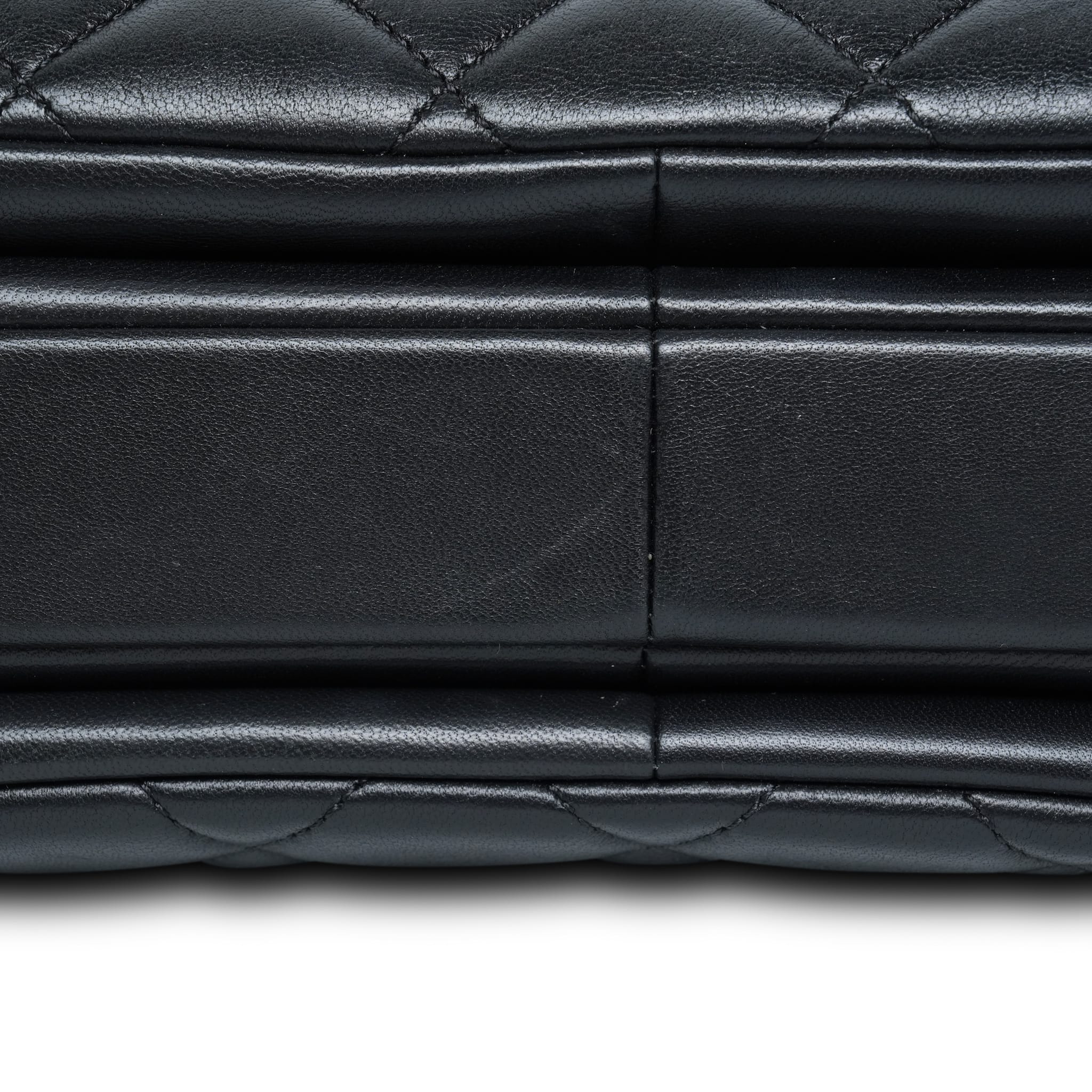 Product image 11 of 28: Black Lambskin Quilted Small Trendy CC LGHW