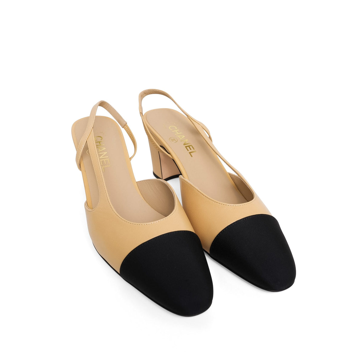 Chanel Beige Black Goatskin Grosgrain Cap Toe CC Slingback Pumps Size 41.5