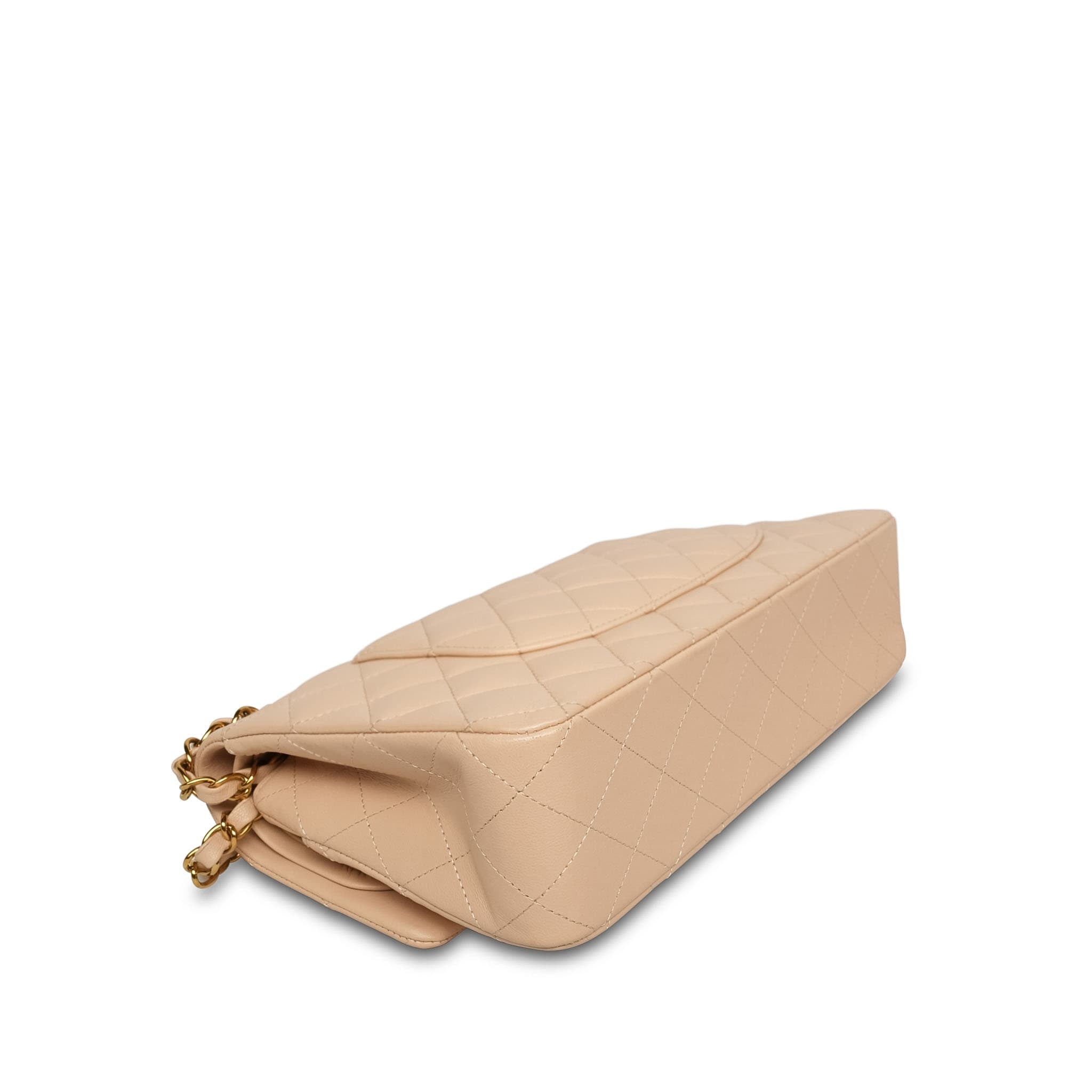 Beige Clair Lambskin Quilted Classic Flap Medium Gold HW