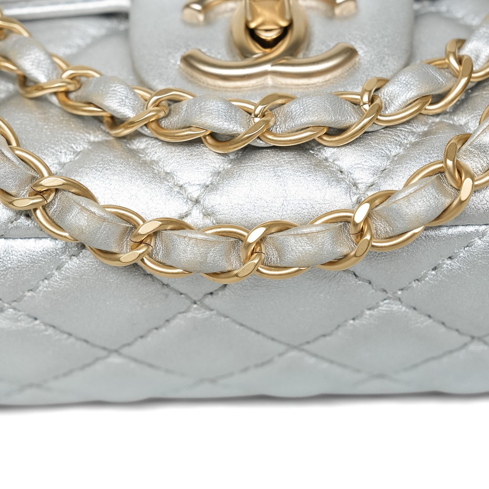 Product image 2 of 28: Silver Metallic Calfskin Quilted Classic Flap Medium Aged Gold Hardware