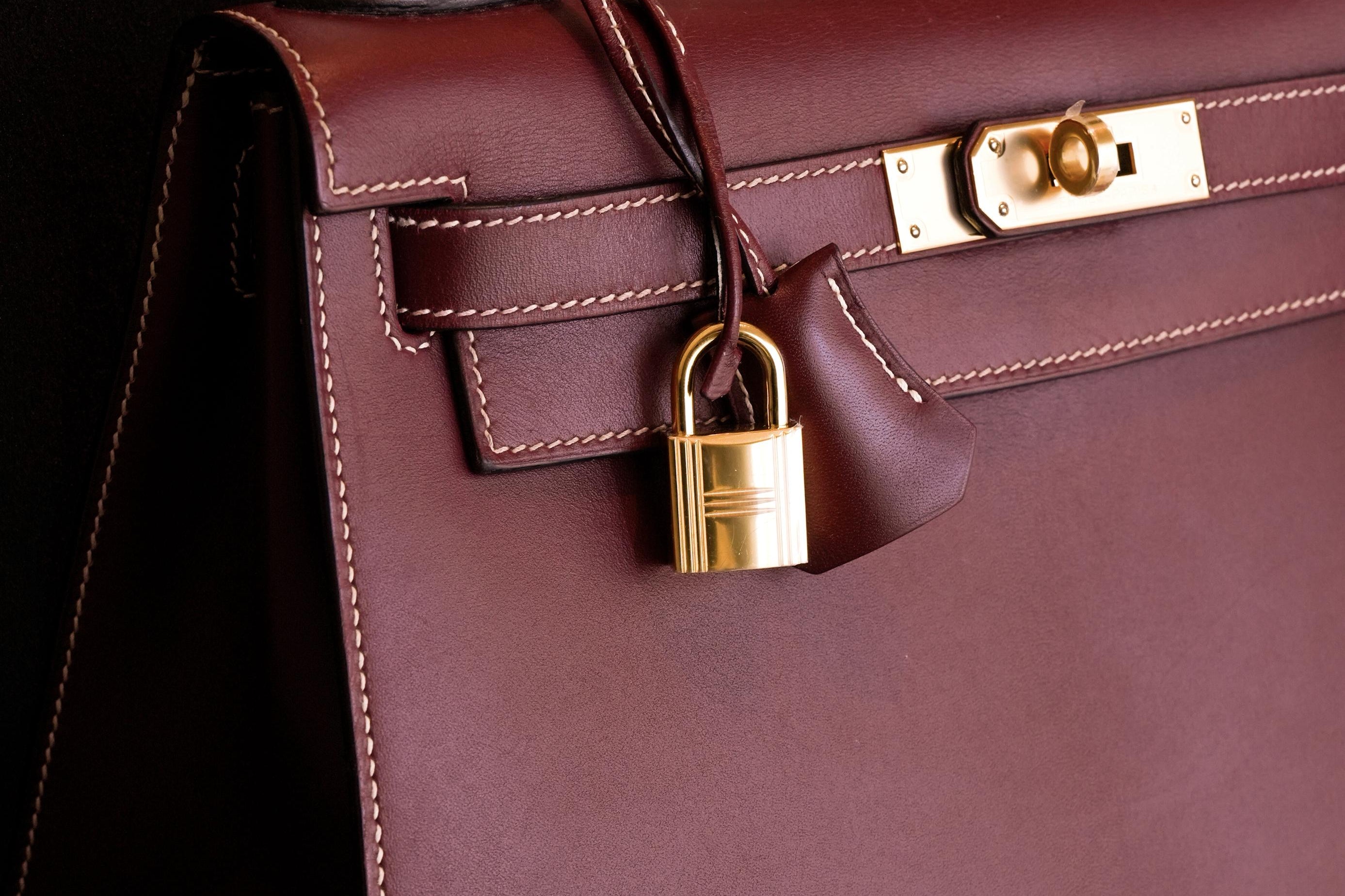 Product image 14 of 28: Kelly 28 Rouge H Chamonix White Stitching Gold Plated J Square Stamp