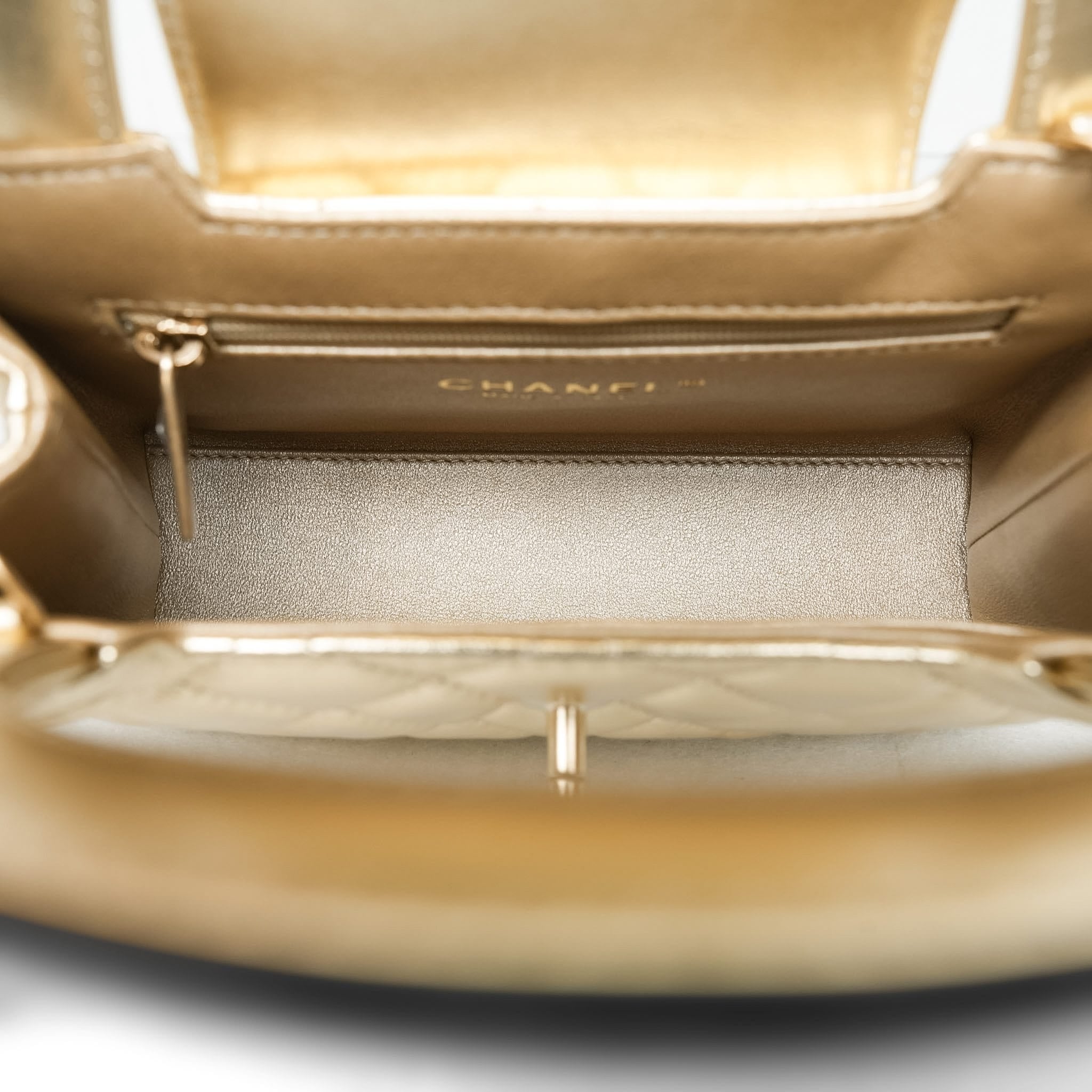 Product image 16 of 17: Gold Metallic Crumpled Calfskin Quilted Kelly Shopper Small Aged Gold Hardware