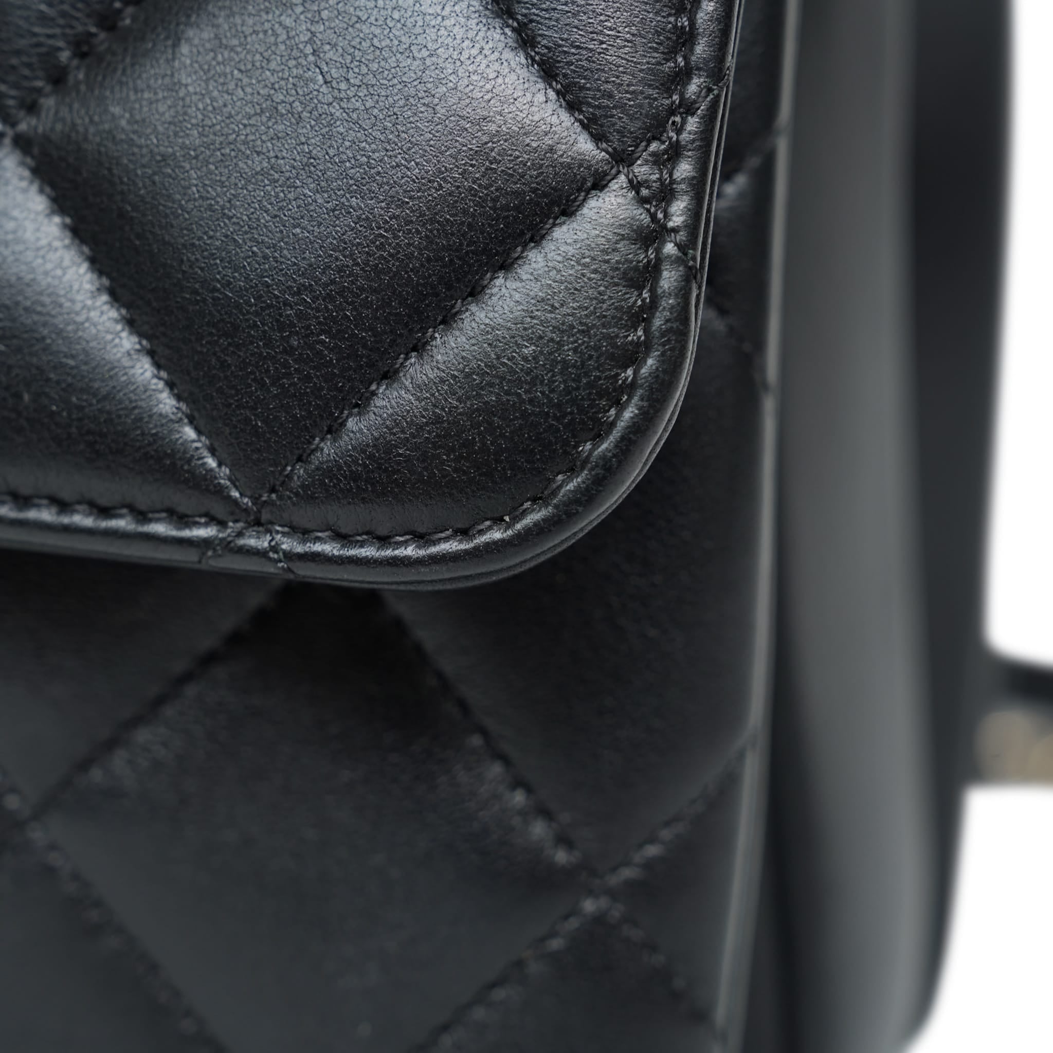 Product image 28 of 28: Black Lambskin Quilted Small Trendy CC LGHW