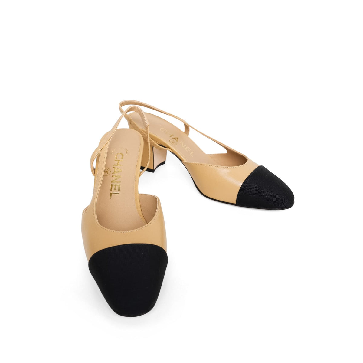 Chanel Beige Black Goatskin Grosgrain Cap Toe CC Slingback Pumps Size 35