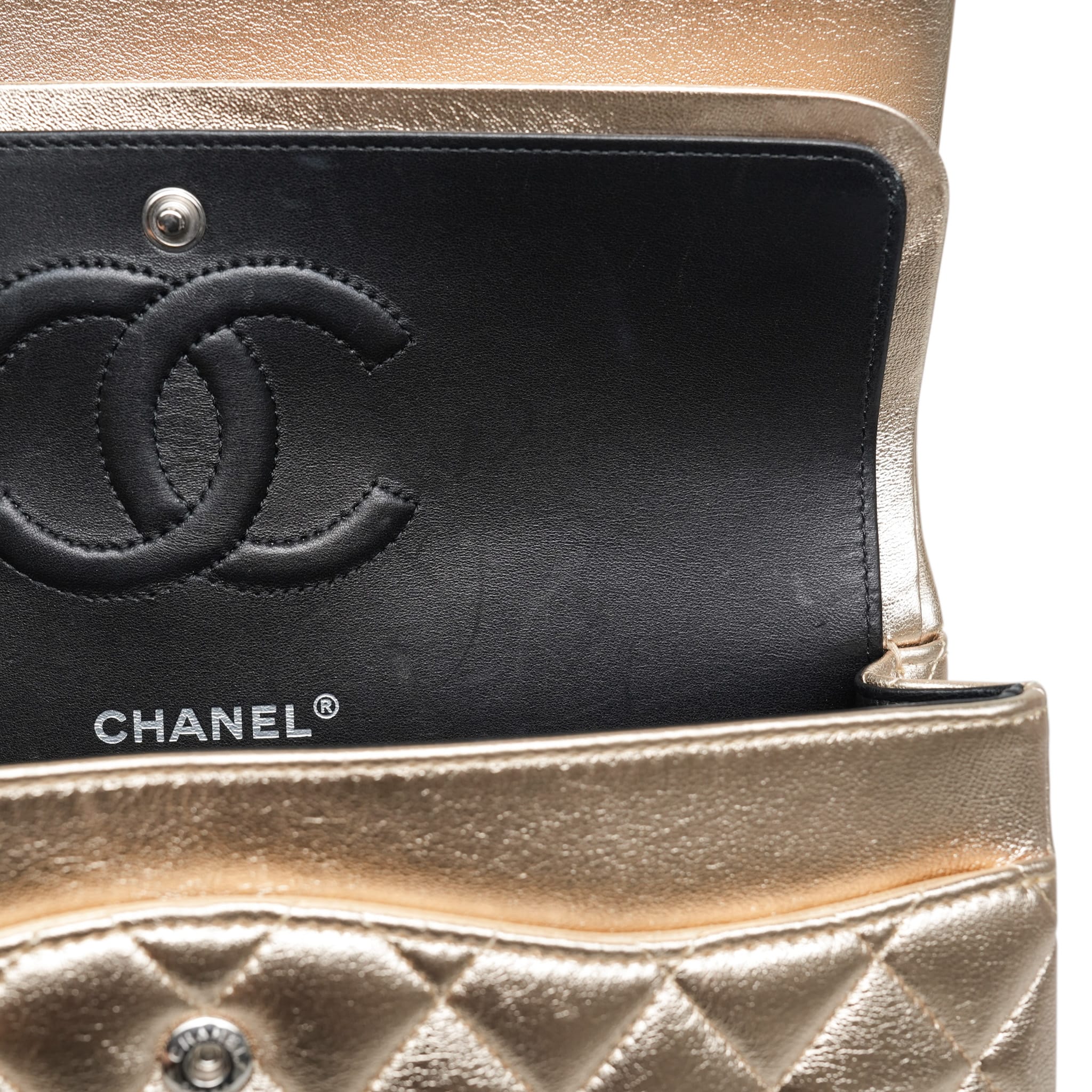 Product image 18 of 23: Light Gold Metallic Lambskin Quilted Classic Flap Medium So Black Hardware