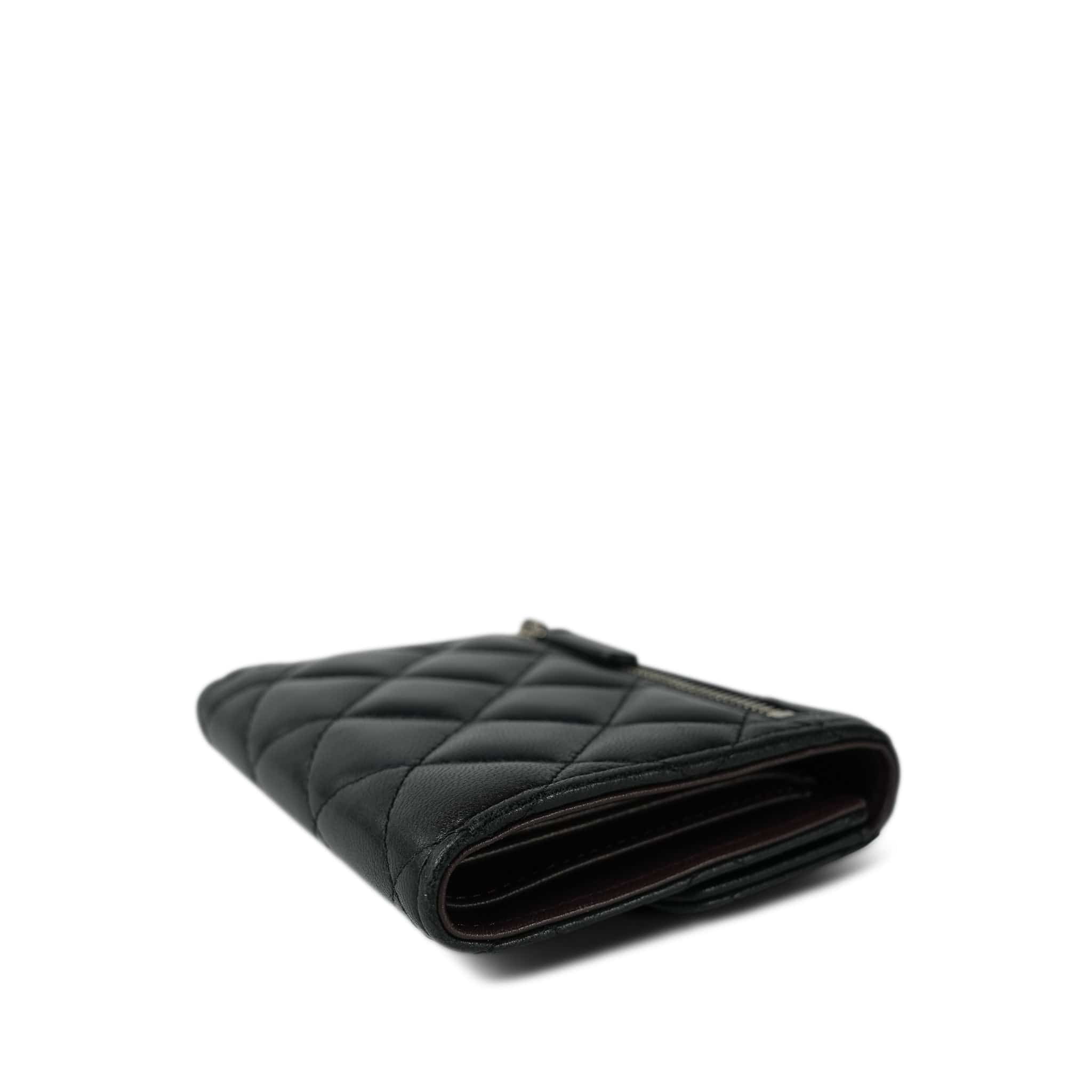 Black Lambskin Quilted Classic Small Flap Wallet Silver Hardware