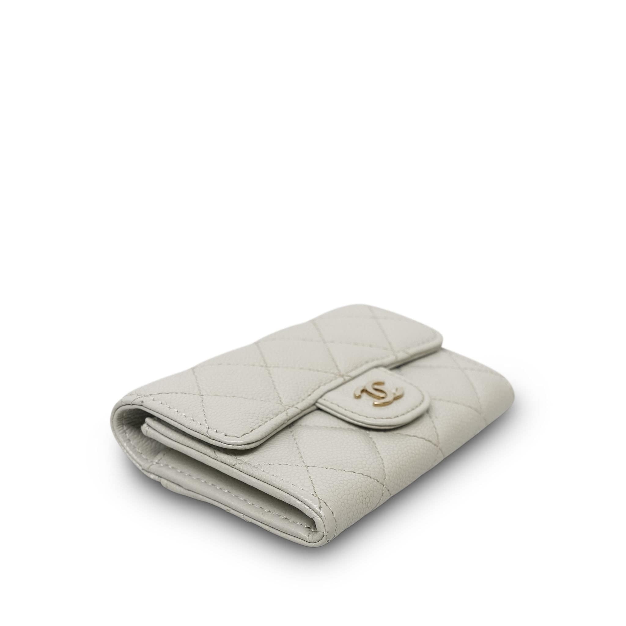 Product image 7 of 17: Light Grey Caviar Quilted Classic Flap Card Holder LGHW
