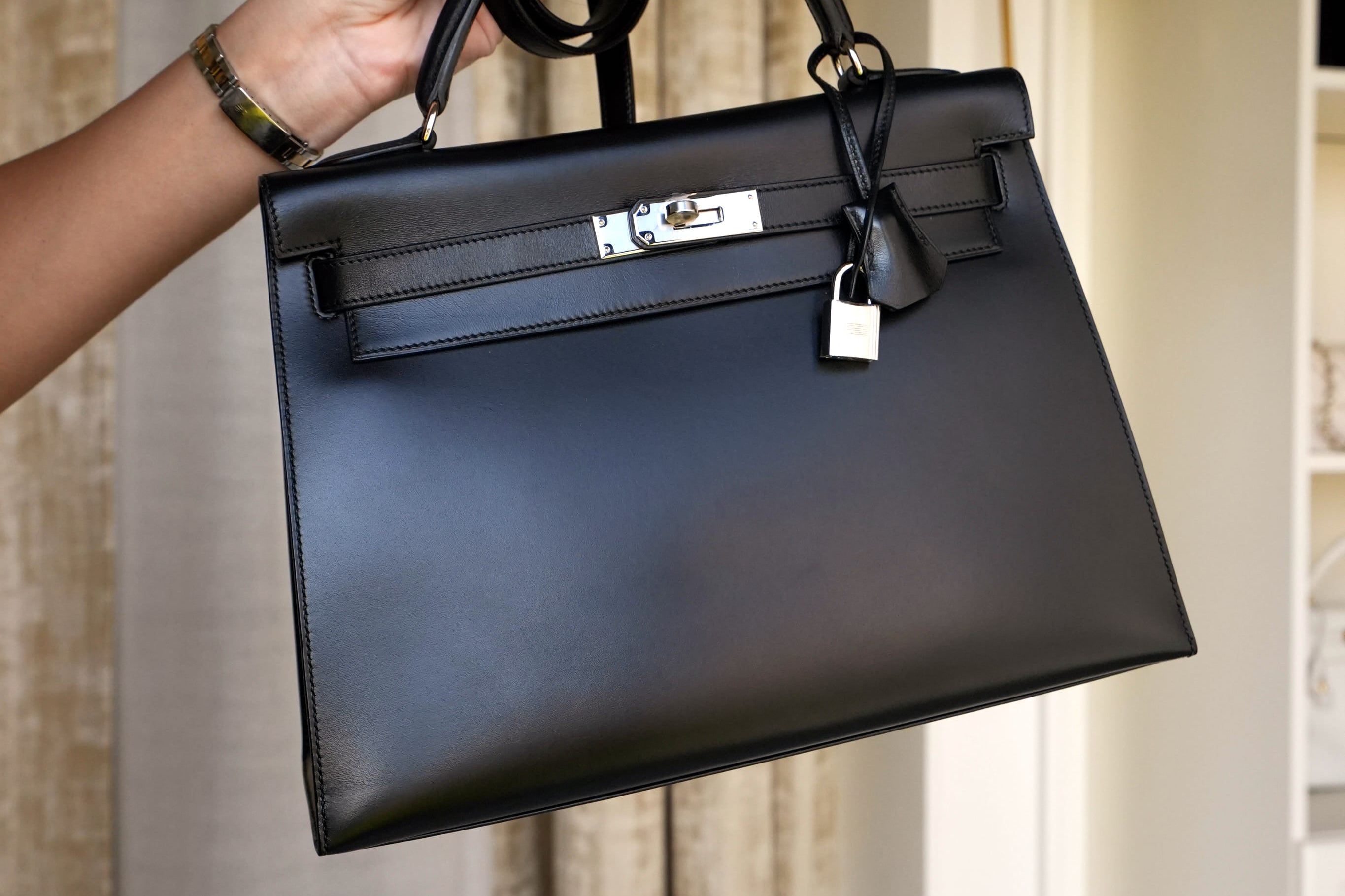 Product image 10 of 19: Kelly 32 Black Box Calfskin Palladium Plated C Square Stamp