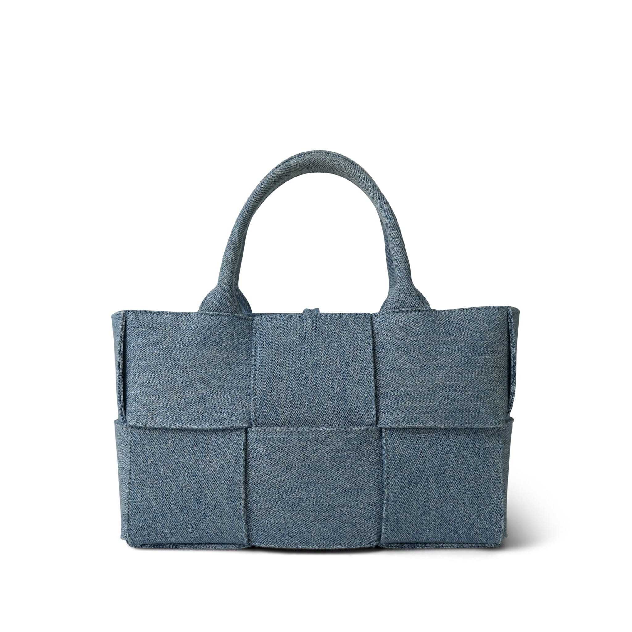 BOTTEGA VENETA正規品/送料関税込み MINI ARCO TOTE BAG Bottega Veneta® Mini Arco Tote in White. Shop online now.