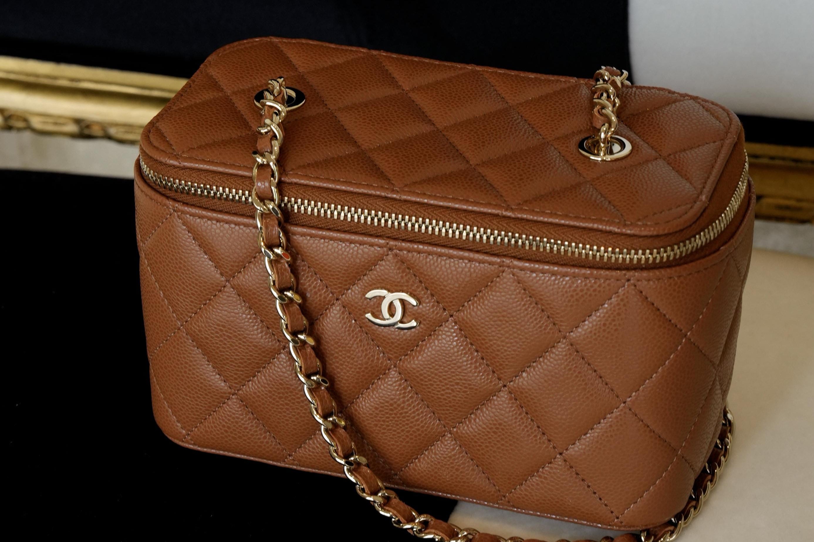 Product image 14 of 16: Dark Brown Caviar Quilted Vanity On Chain LGHW