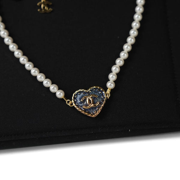 E02B4216-7D80-4D71-9888-