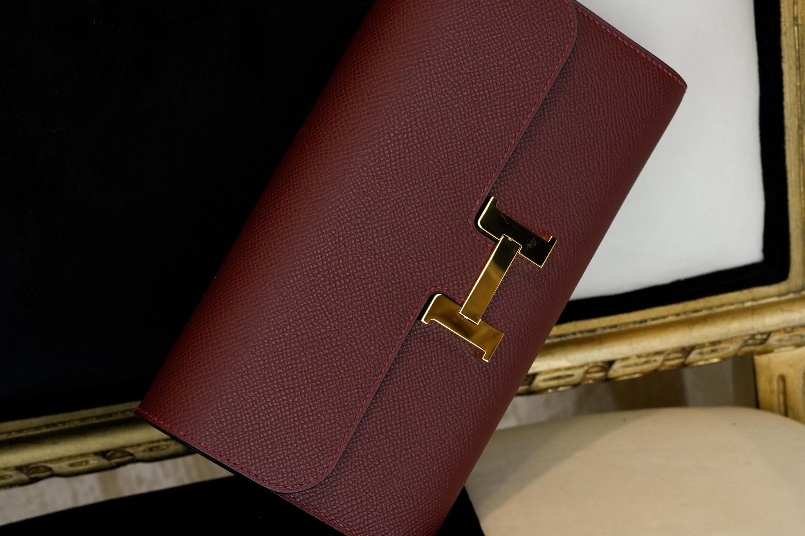 Product image 14 of 20: Constance Wallet To Go Rouge H Epsom Gold Plated K Stamp