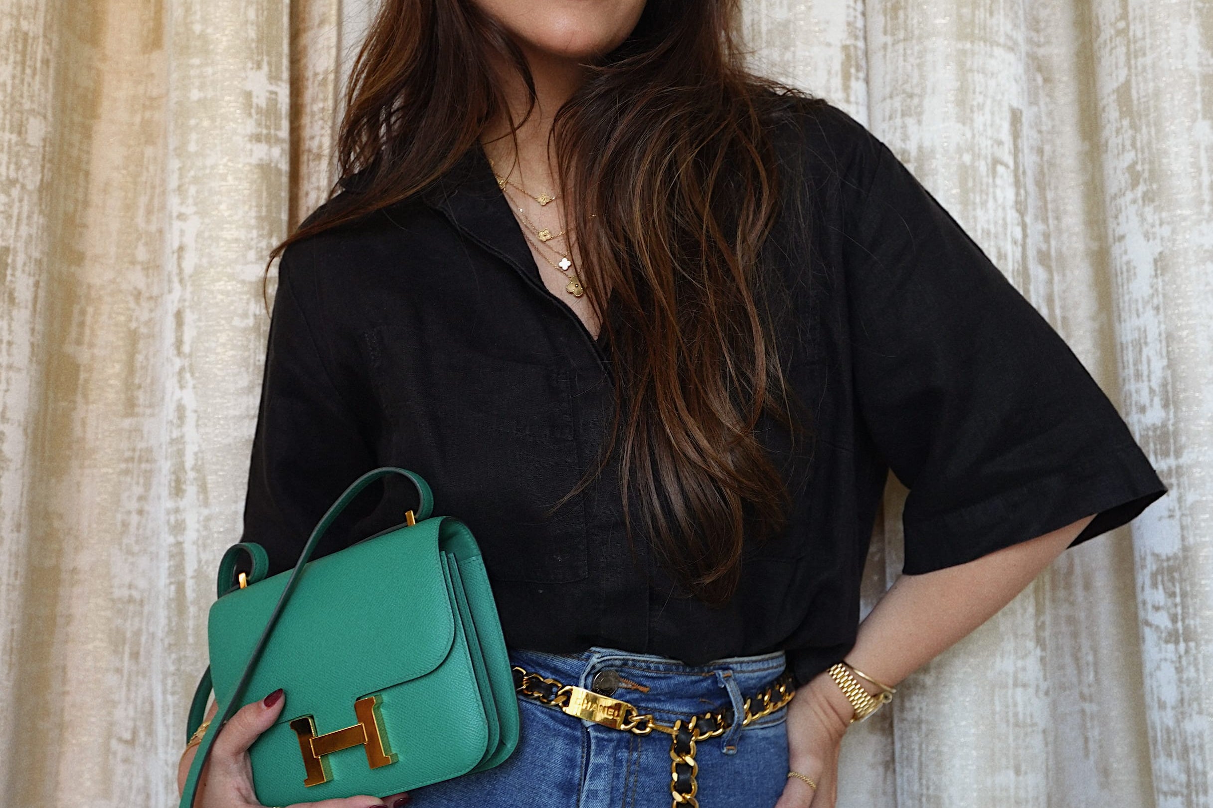 Product image 6 of 29: Constance 18 Vert Jade Epsom Gold Plated B Stamp