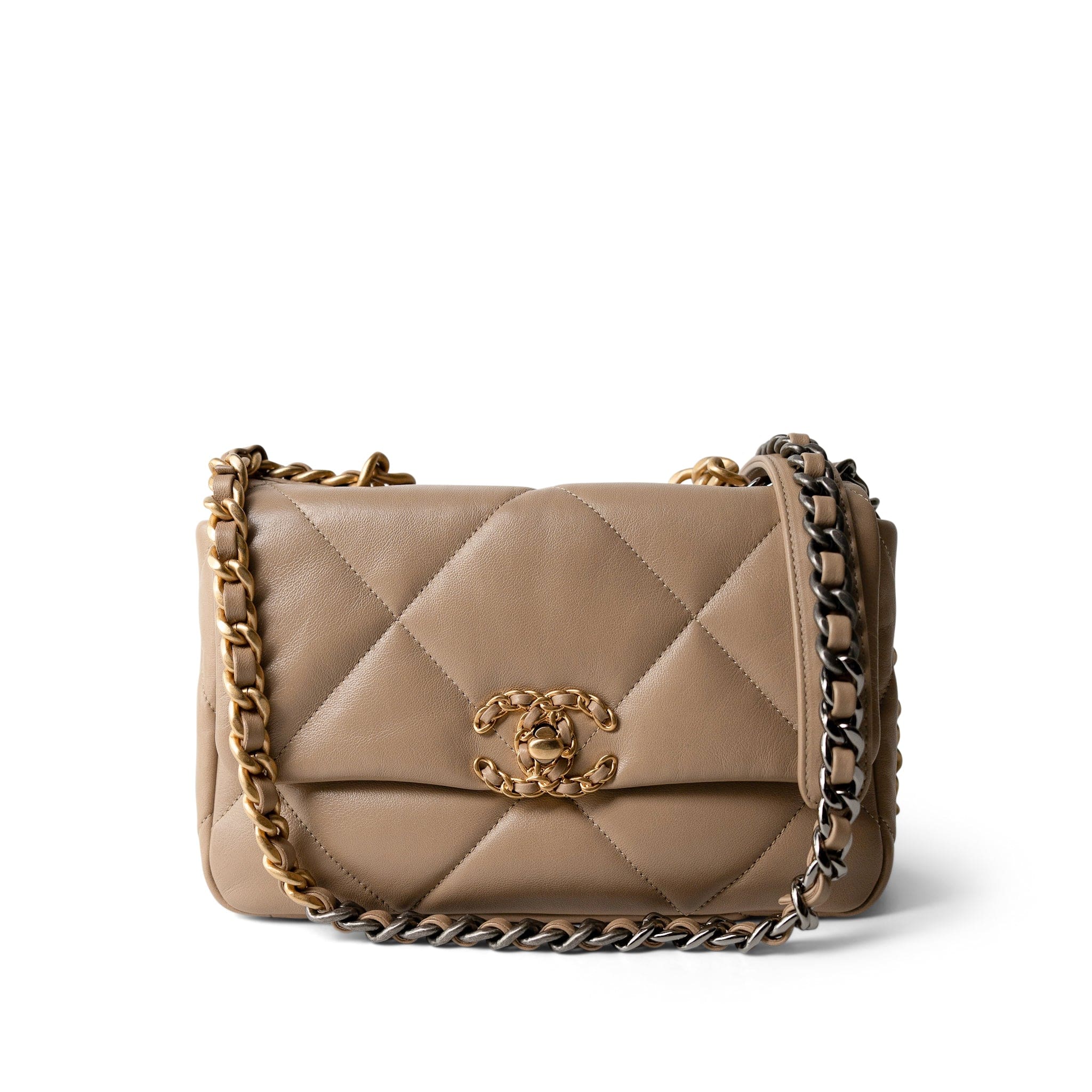 CHANEL ブラウン キルティングショルダーバッグ 21S Dark Beige Lambskin Quilted 19 Flap Small Mixed Hardware