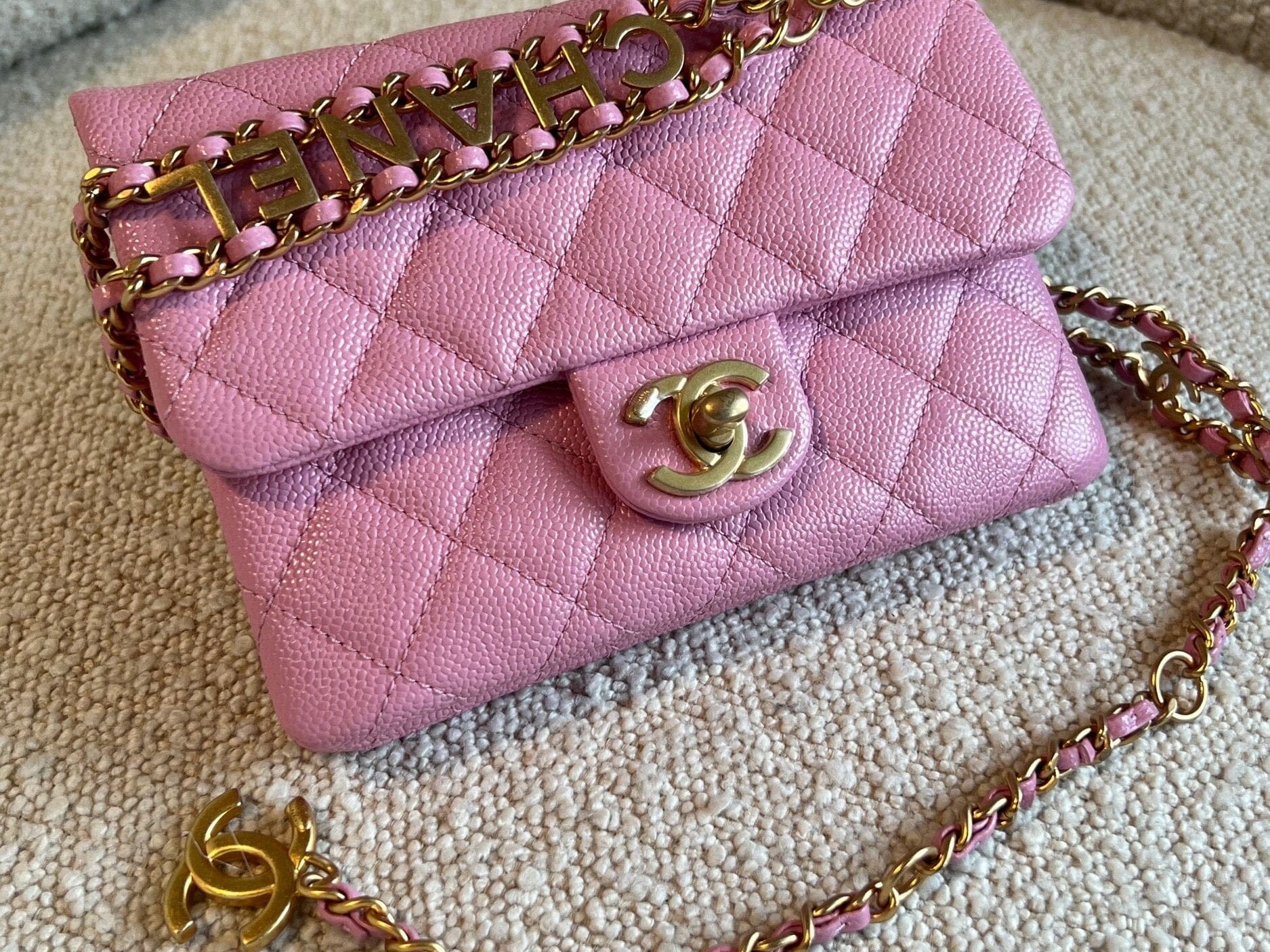 CHANEL Belt Bag 22S Dark Pink Caviar Quilted Belt Bag AGHW - Redeluxe