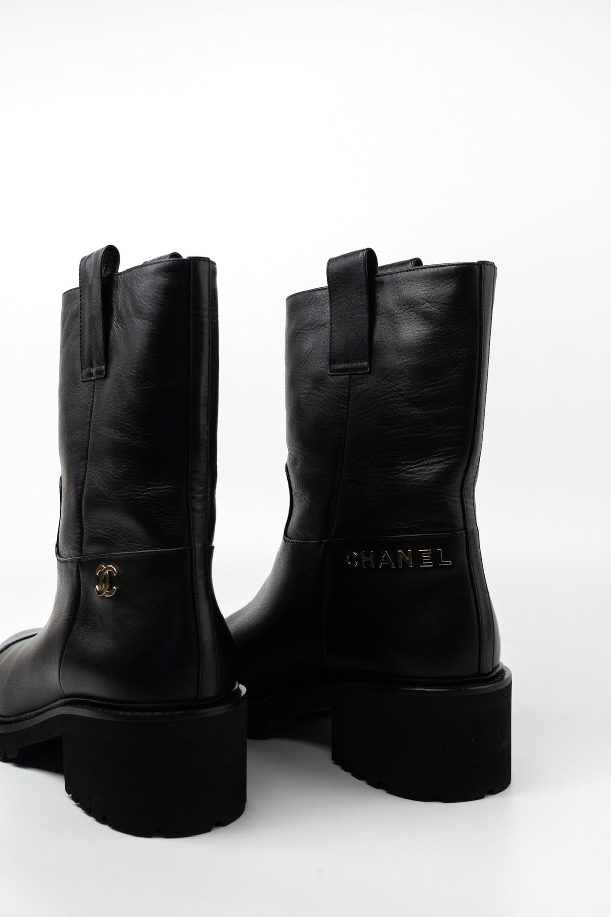 CHANEL Boots 20A Leather CC Signature Cap Toe Ankle Midcalf Short Boots Booties - Redeluxe