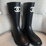 CHANEL Boots 22A Caoutchouk CC High Boots Black - Redeluxe