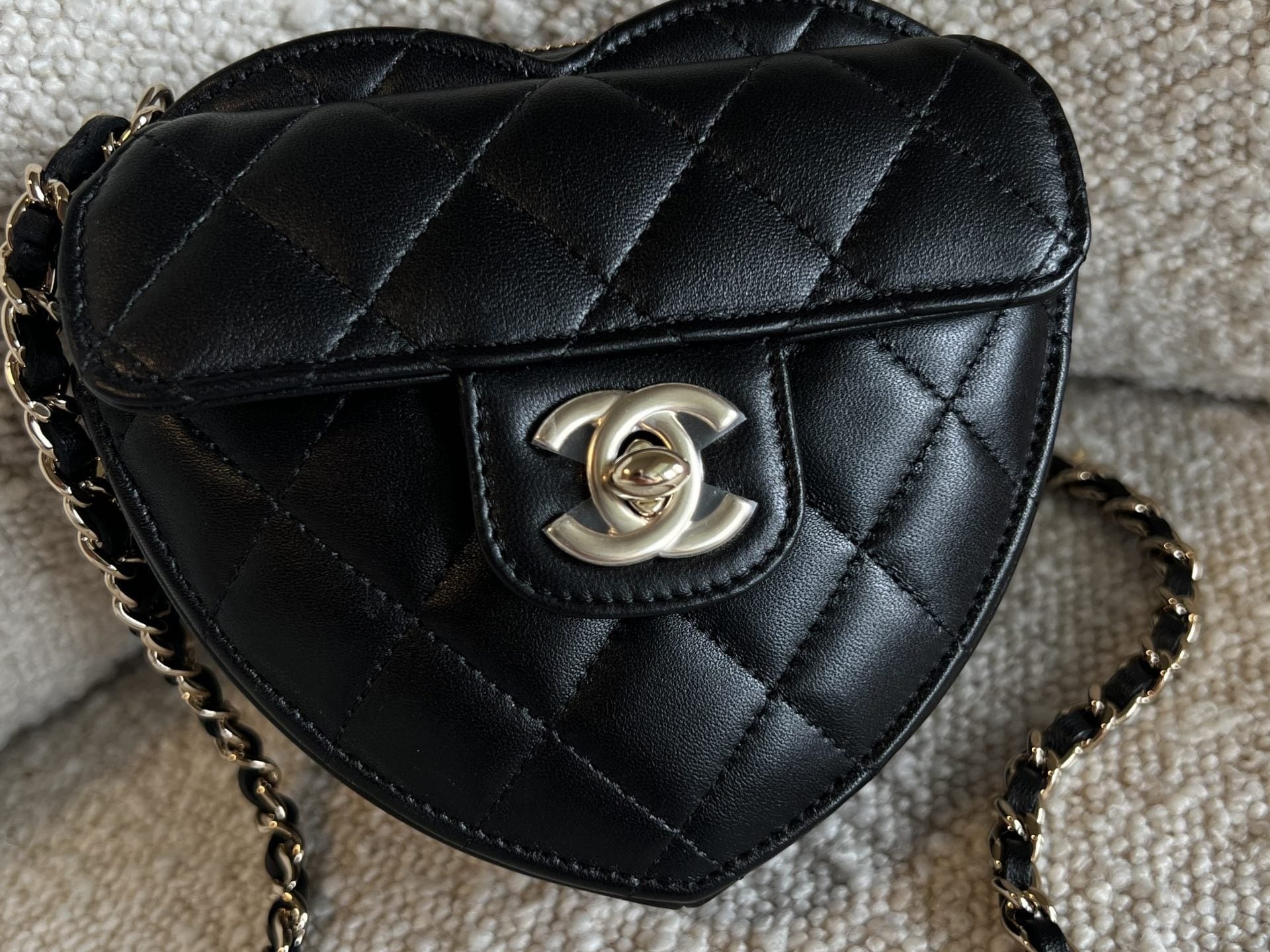 CHANEL Clutch 22S CC In Love Black Lambskin Quilted Small (Clutch on Chain) Heart Bag LGHW - Redeluxe