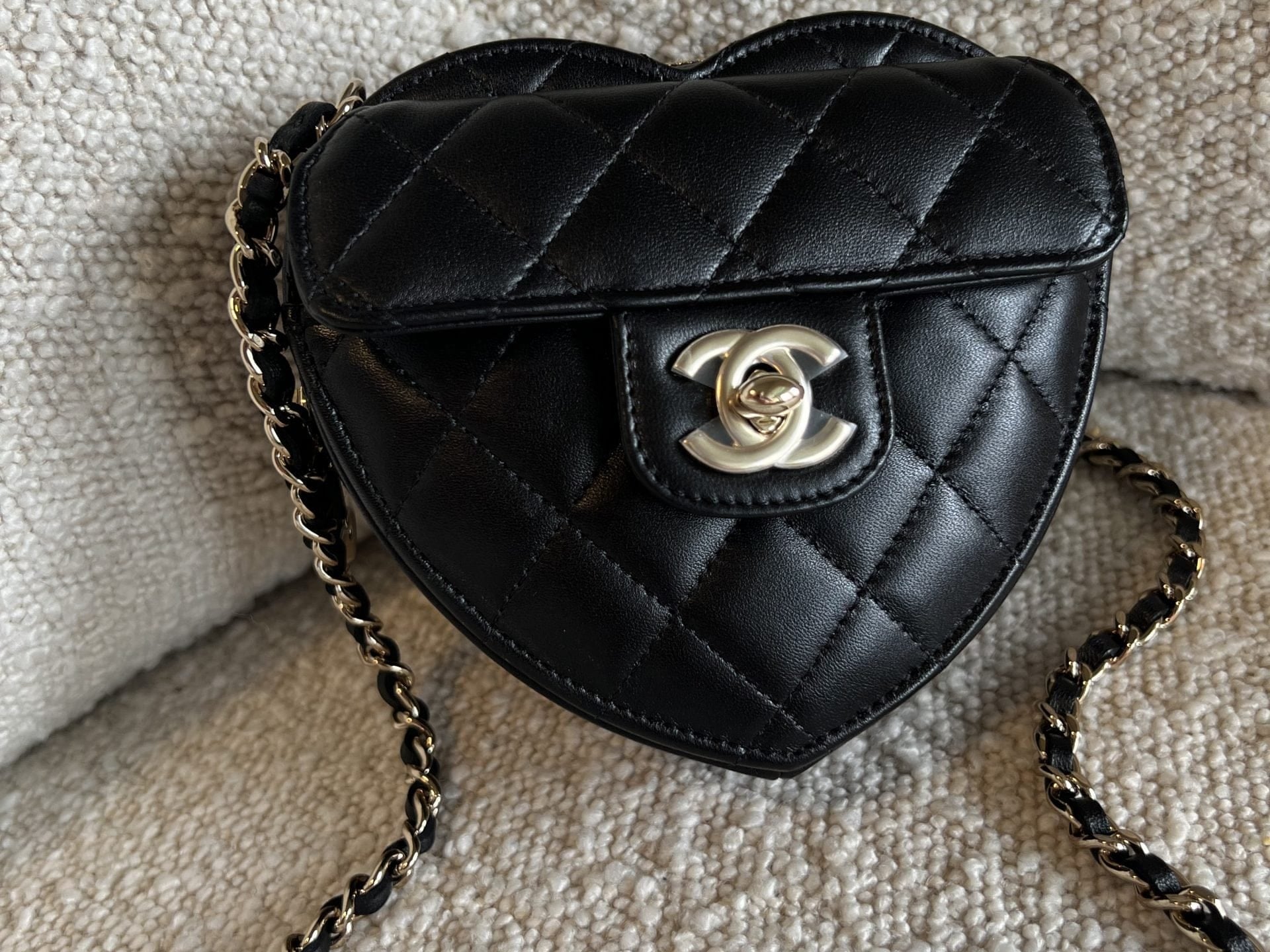 CHANEL Clutch 22S CC In Love Black Lambskin Quilted Small (Clutch on Chain) Heart Bag LGHW - Redeluxe