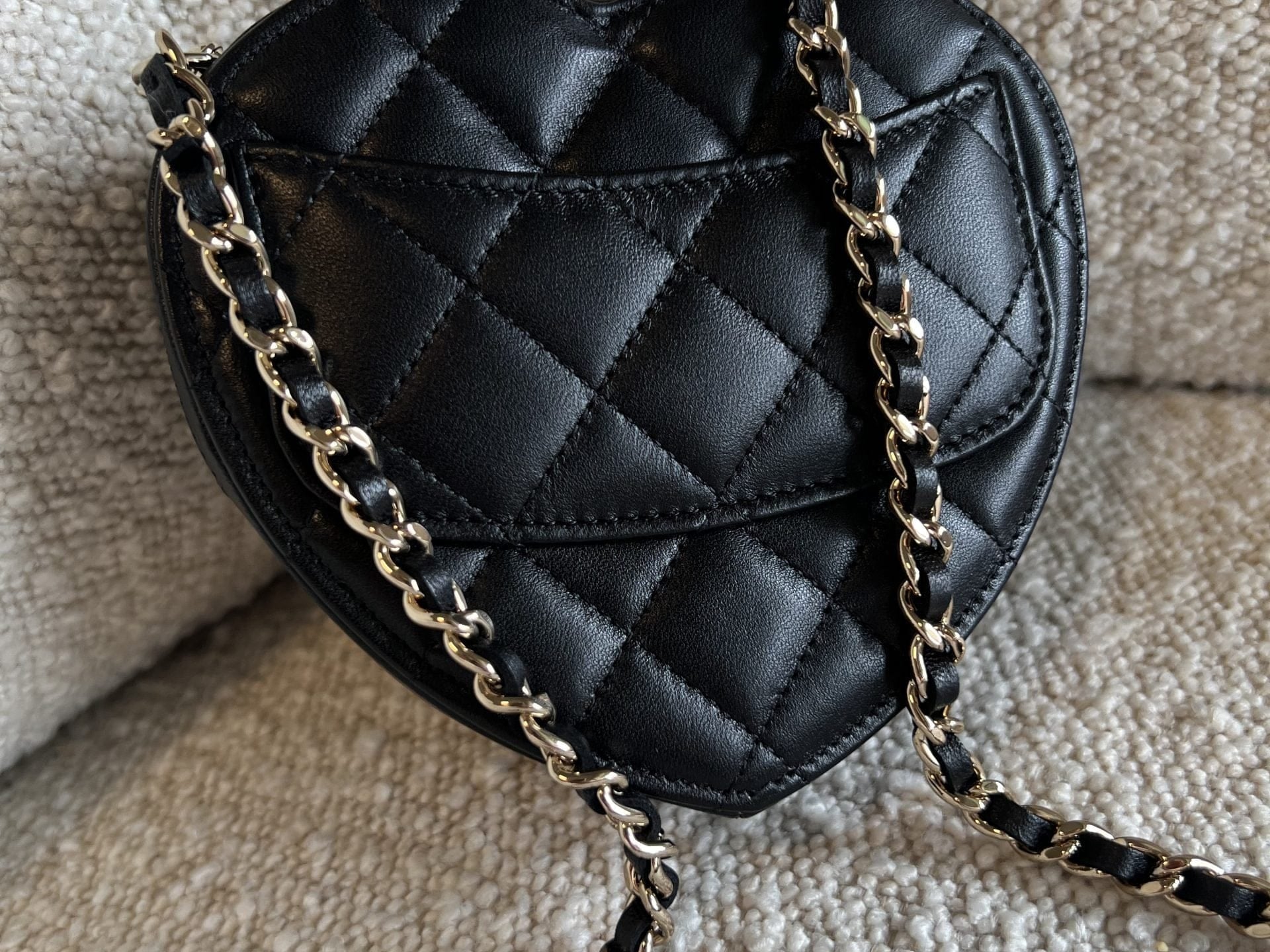 CHANEL Clutch 22S CC In Love Black Lambskin Quilted Small (Clutch on Chain) Heart Bag LGHW - Redeluxe