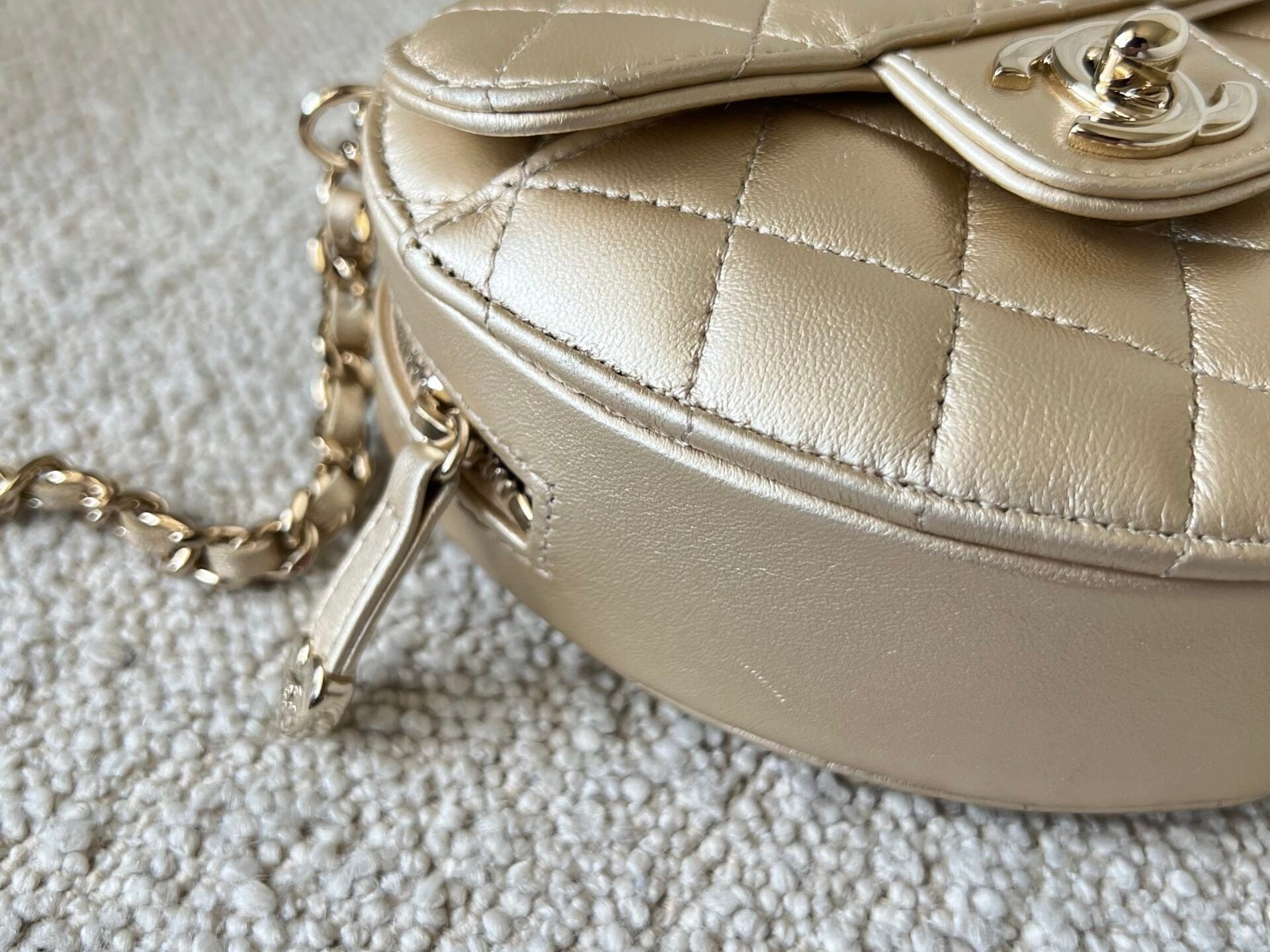 CHANEL Clutch 22S CC In Love Metallic Gold Lambskin Quilted Small (Clutch on Chain) Heart Bag LGHW - Redeluxe