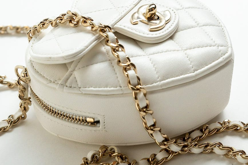 CHANEL Clutch 22S CC In Love White Lambskin Quilted Small (clutch with chain) Heart Bag LGHW - Redeluxe