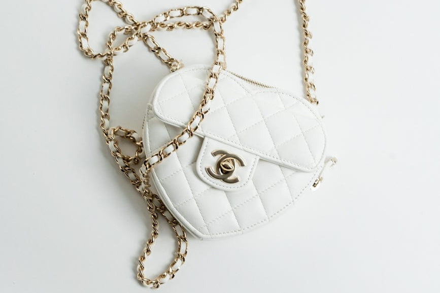CHANEL Clutch 22S CC In Love White Lambskin Quilted Small (clutch with chain) Heart Bag LGHW - Redeluxe