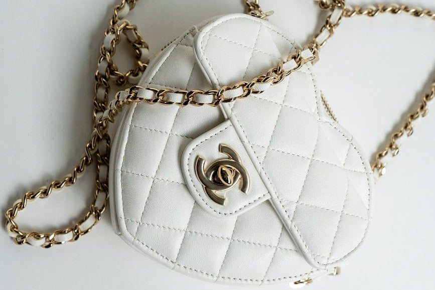 CHANEL Clutch 22S CC In Love White Lambskin Quilted Small (clutch with chain) Heart Bag LGHW - Redeluxe