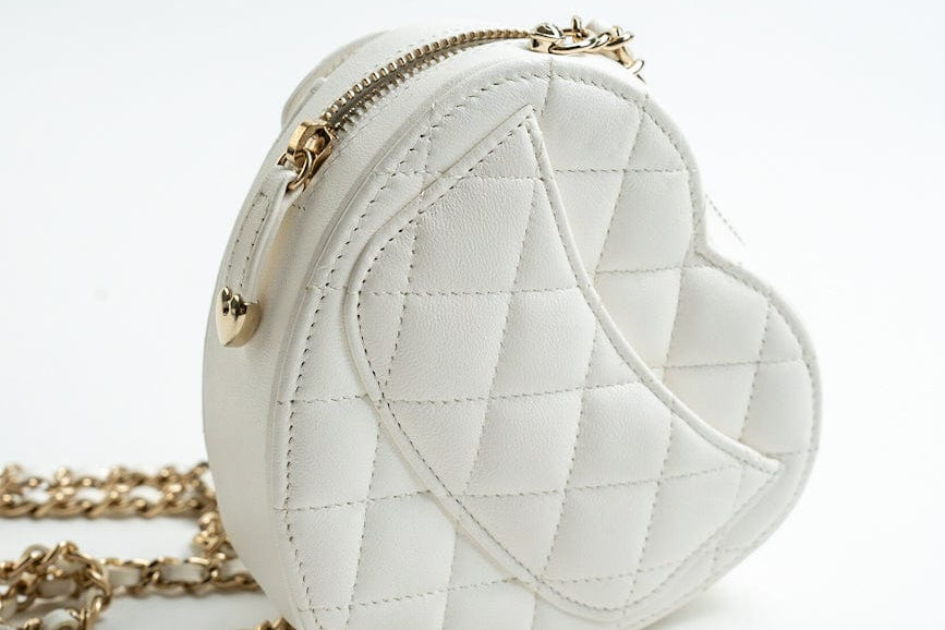 CHANEL Clutch 22S CC In Love White Lambskin Quilted Small (clutch with chain) Heart Bag LGHW - Redeluxe