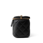 CHANEL Cosmetic Cases Black Black Lambskin Quilted Pearl Crush Vanity Case With Chain Antique Gold - Redeluxe