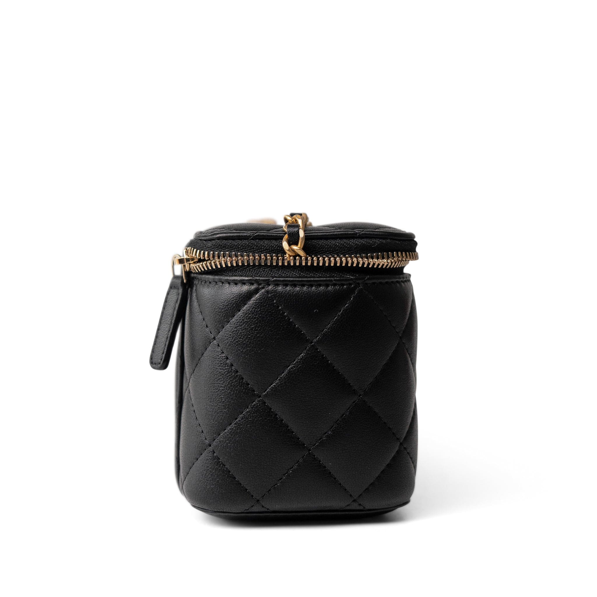 CHANEL Cosmetic Cases Black Black Lambskin Quilted Pearl Crush Vanity Case With Chain Antique Gold - Redeluxe