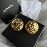 CHANEL Earrings Chanel Vintage CC Quilted Clip On Gold Tone Earrings - Redeluxe