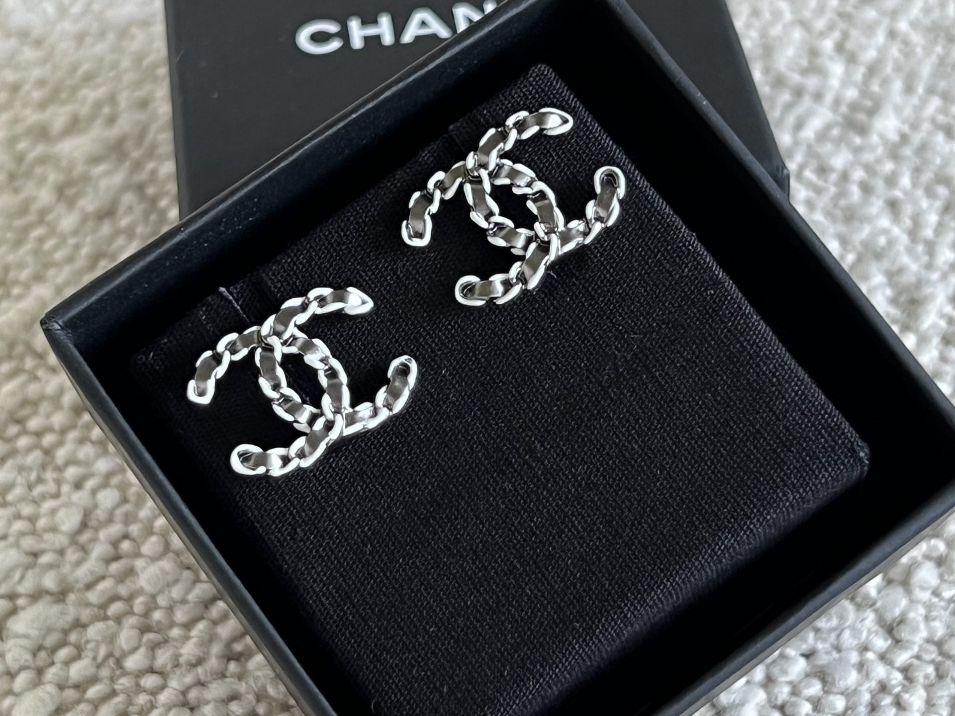CHANEL Earrings Classic CC Ruthenium Earring - Redeluxe